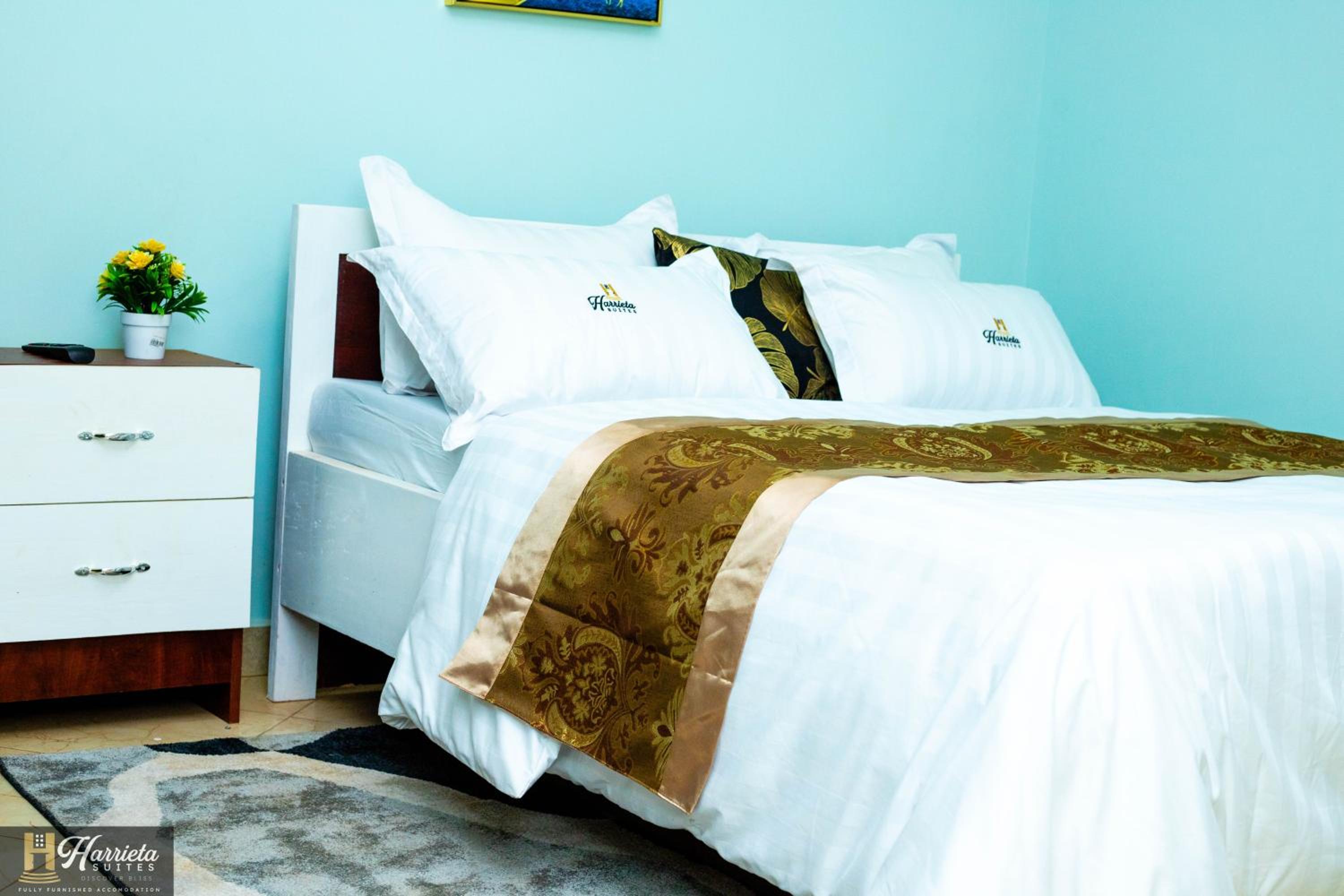 Harrieta Suites
