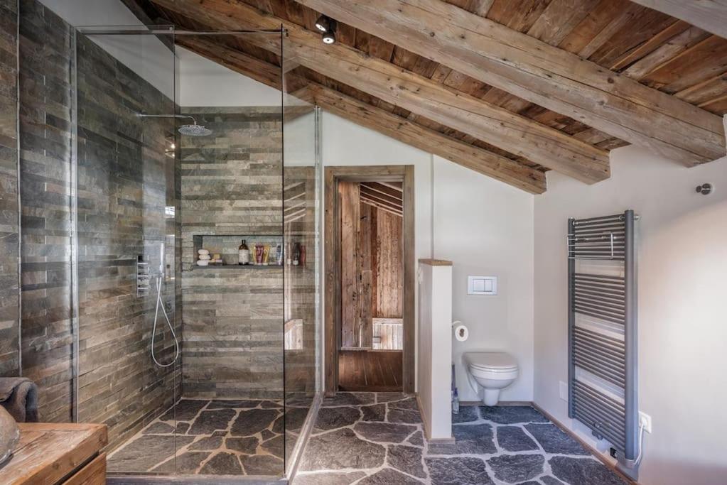 Splendides granges proches des stations de skis