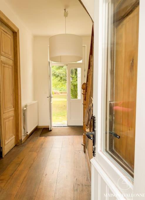 La maison de Maître - Grand Jardin, Face à la Meuse