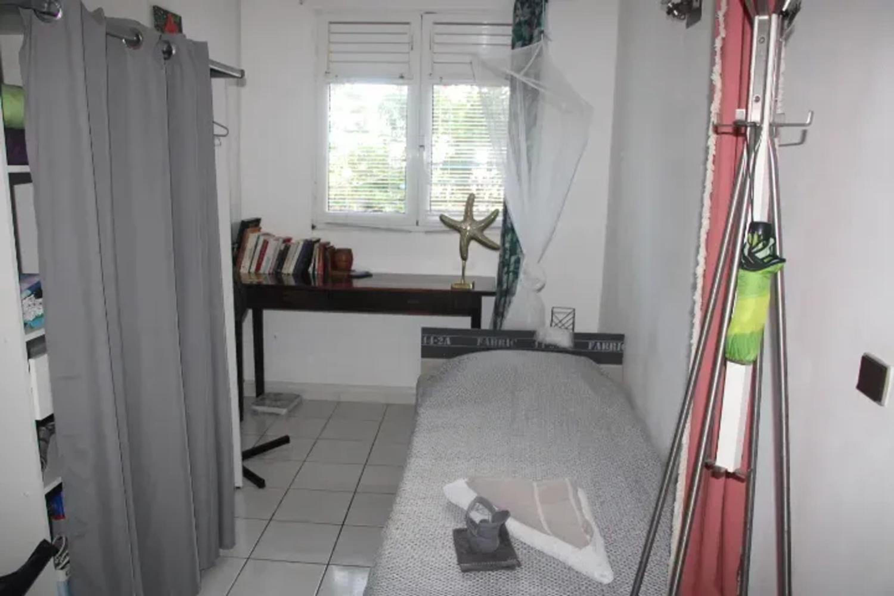 Photo 42