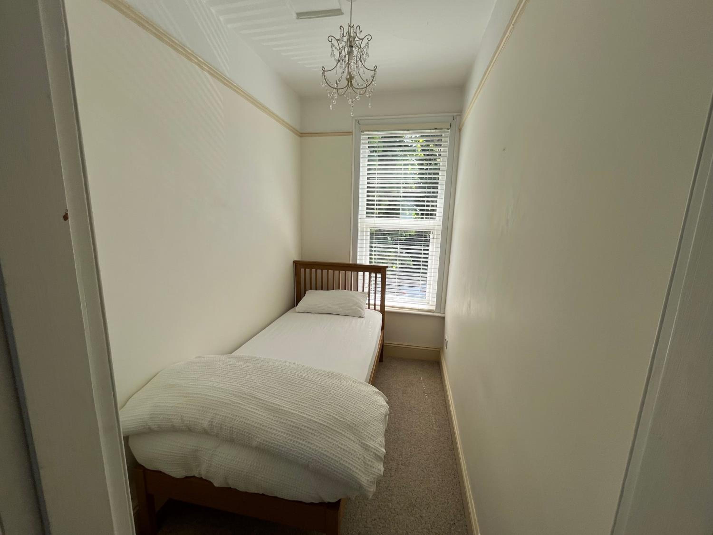 Entire Victorian House 3 bedrooms view 4