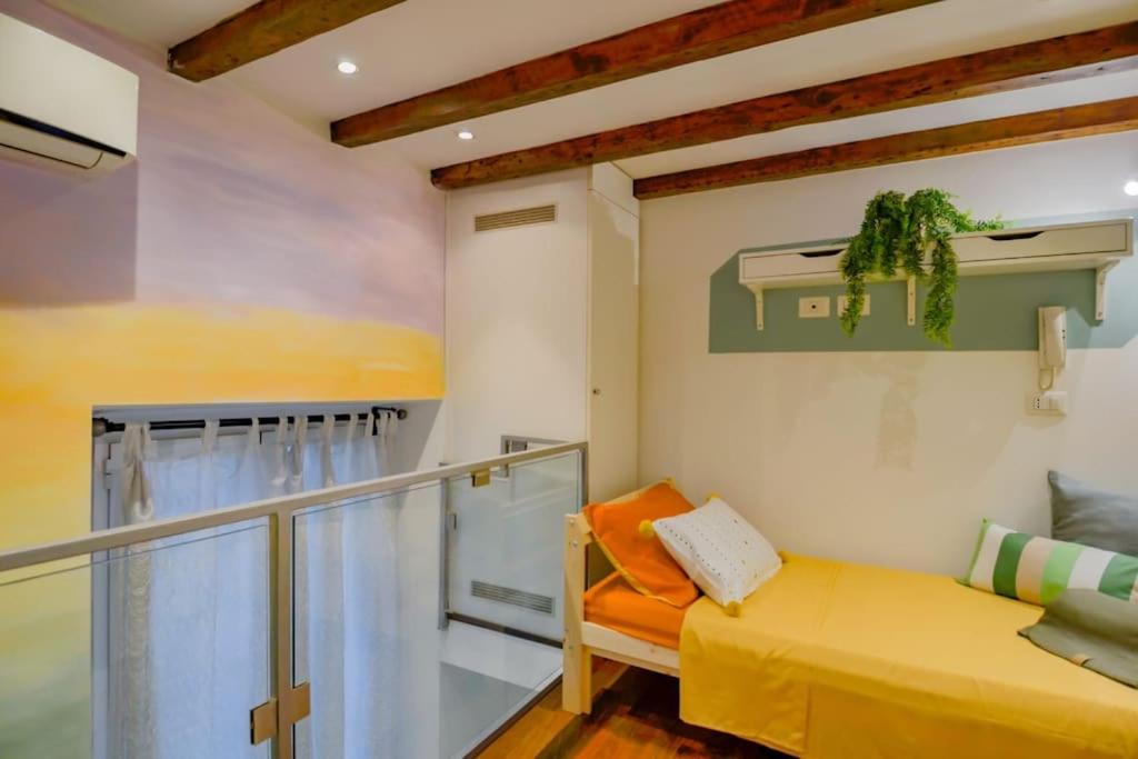 Navigli-M2 - Cosy Apartment With Work Space