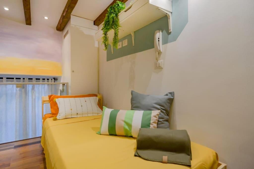 Navigli-M2 - Cosy Apartment With Work Space