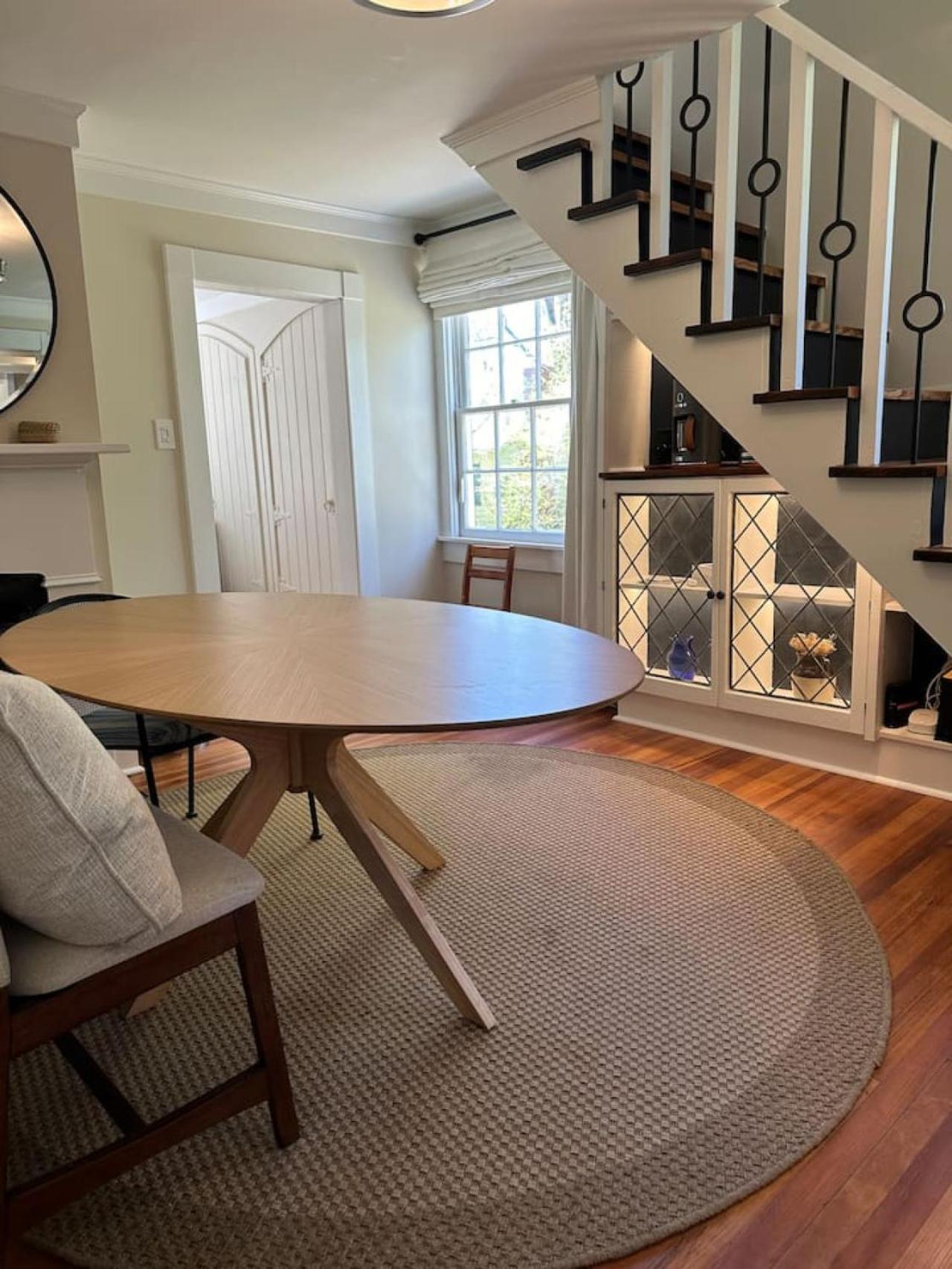 Newly Renovated Carriage House