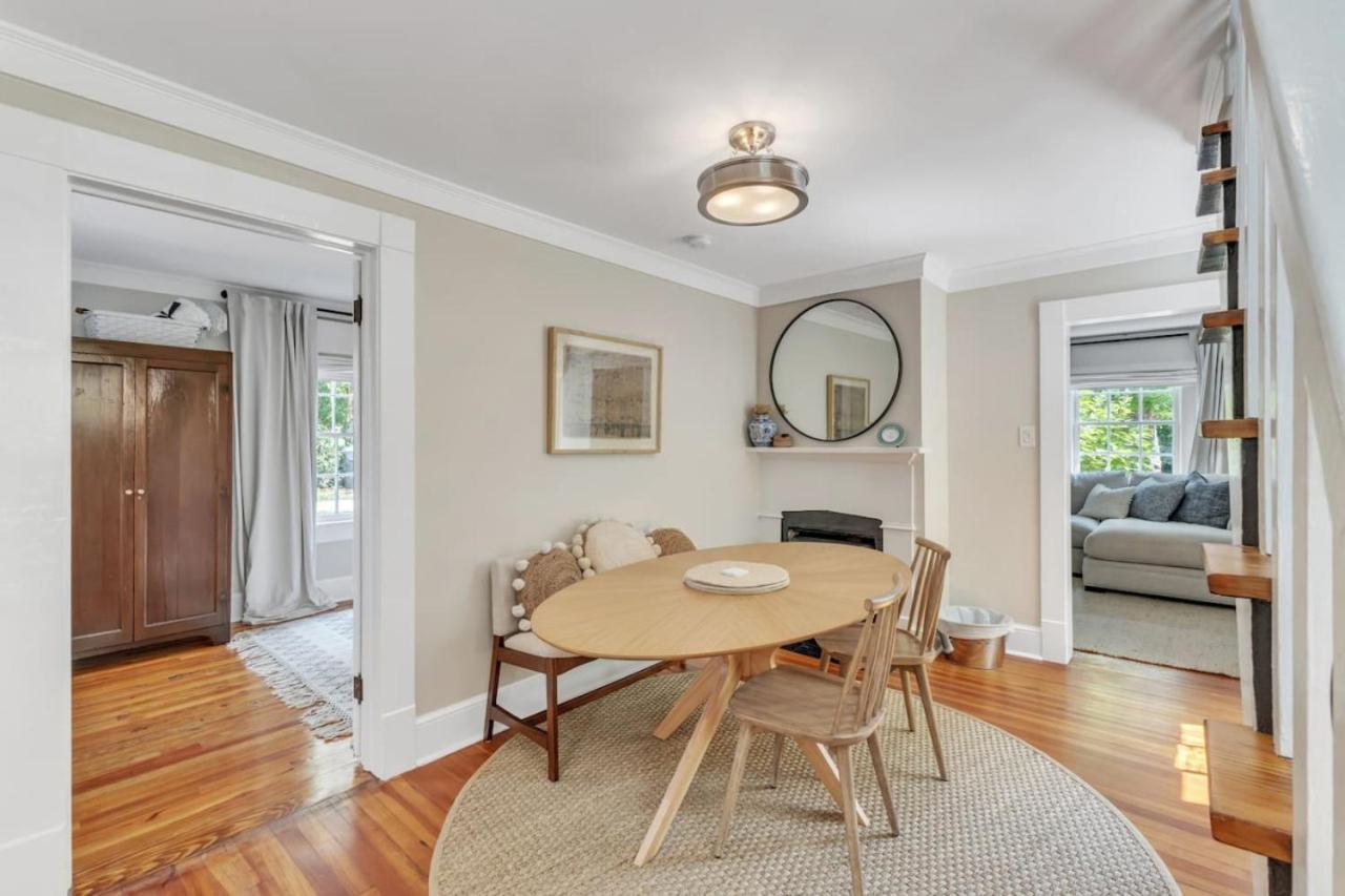 Newly Renovated Carriage House