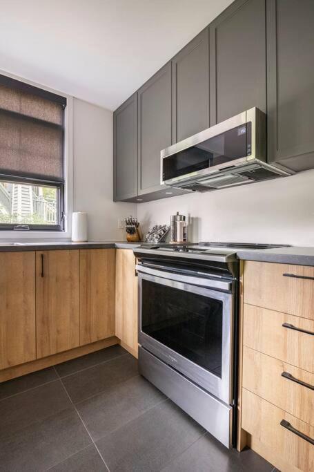 Beautiful Condo located in Mont-Tremblant
