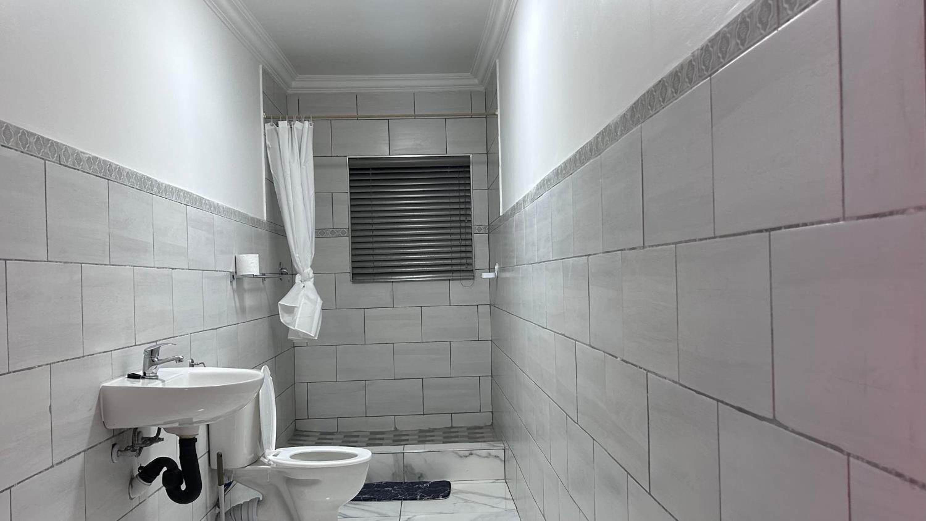 Ekuthuleni Guest House Benoni