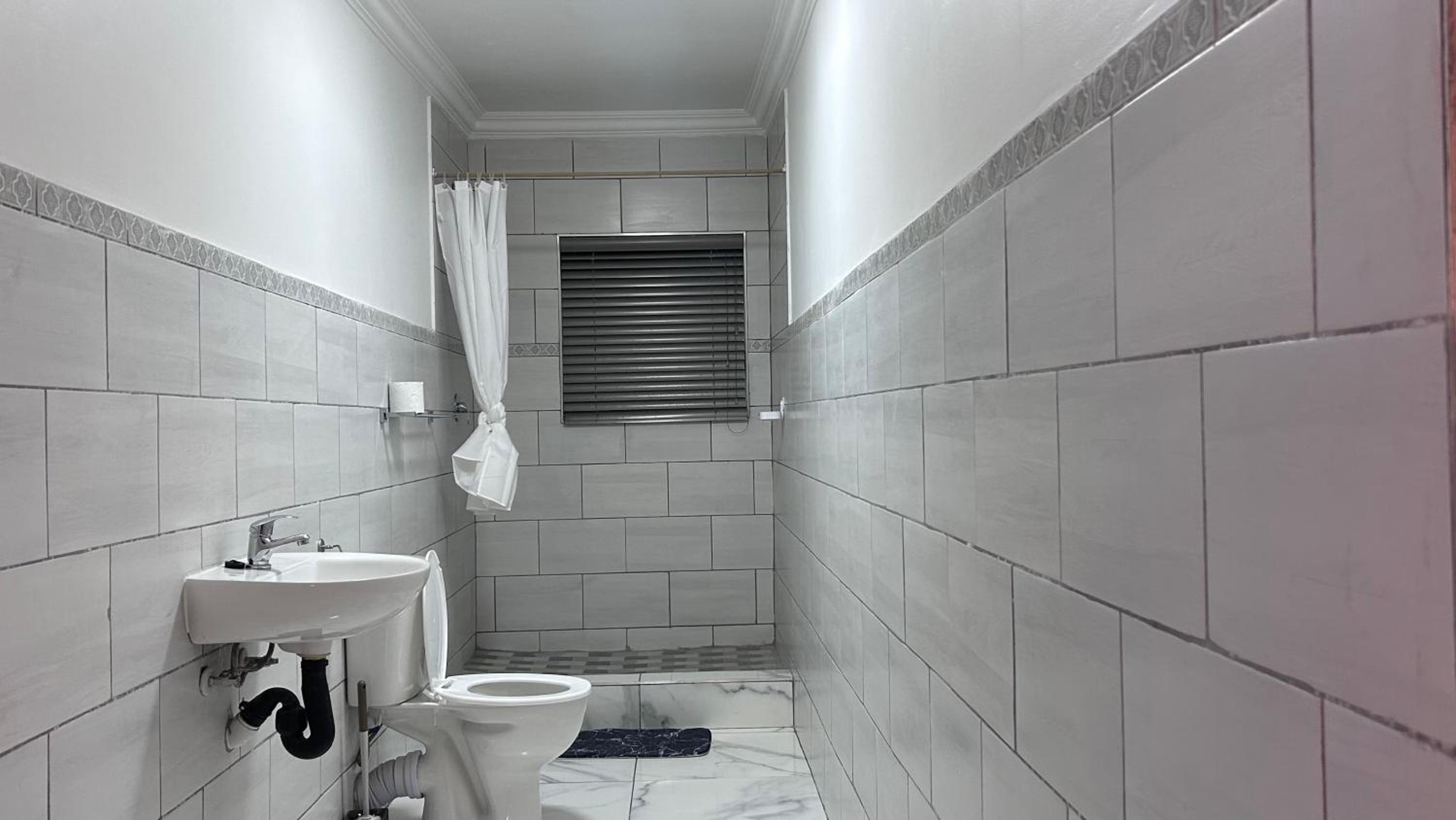 Ekuthuleni Guest House Benoni