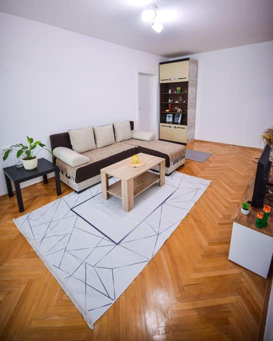 Your Cozy Hideaway in Skopje view 5
