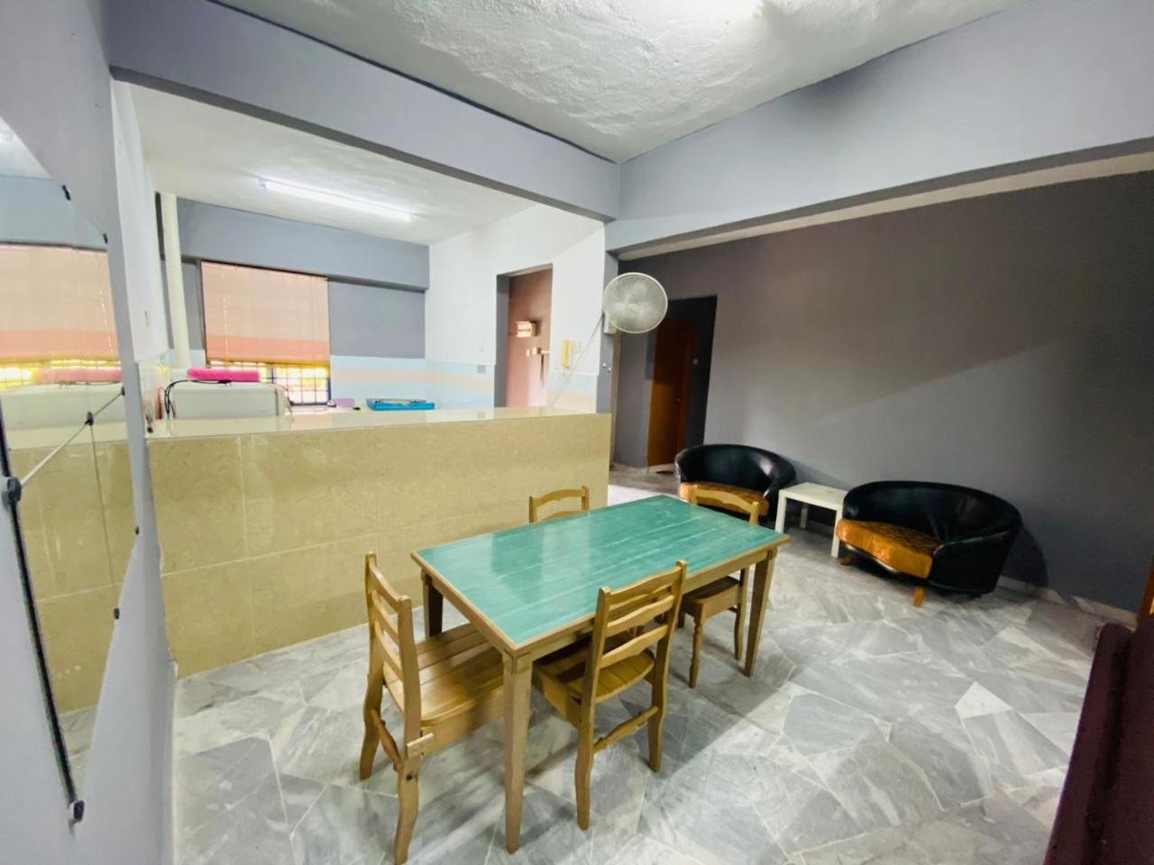 Azfaridah Homestay photo 4