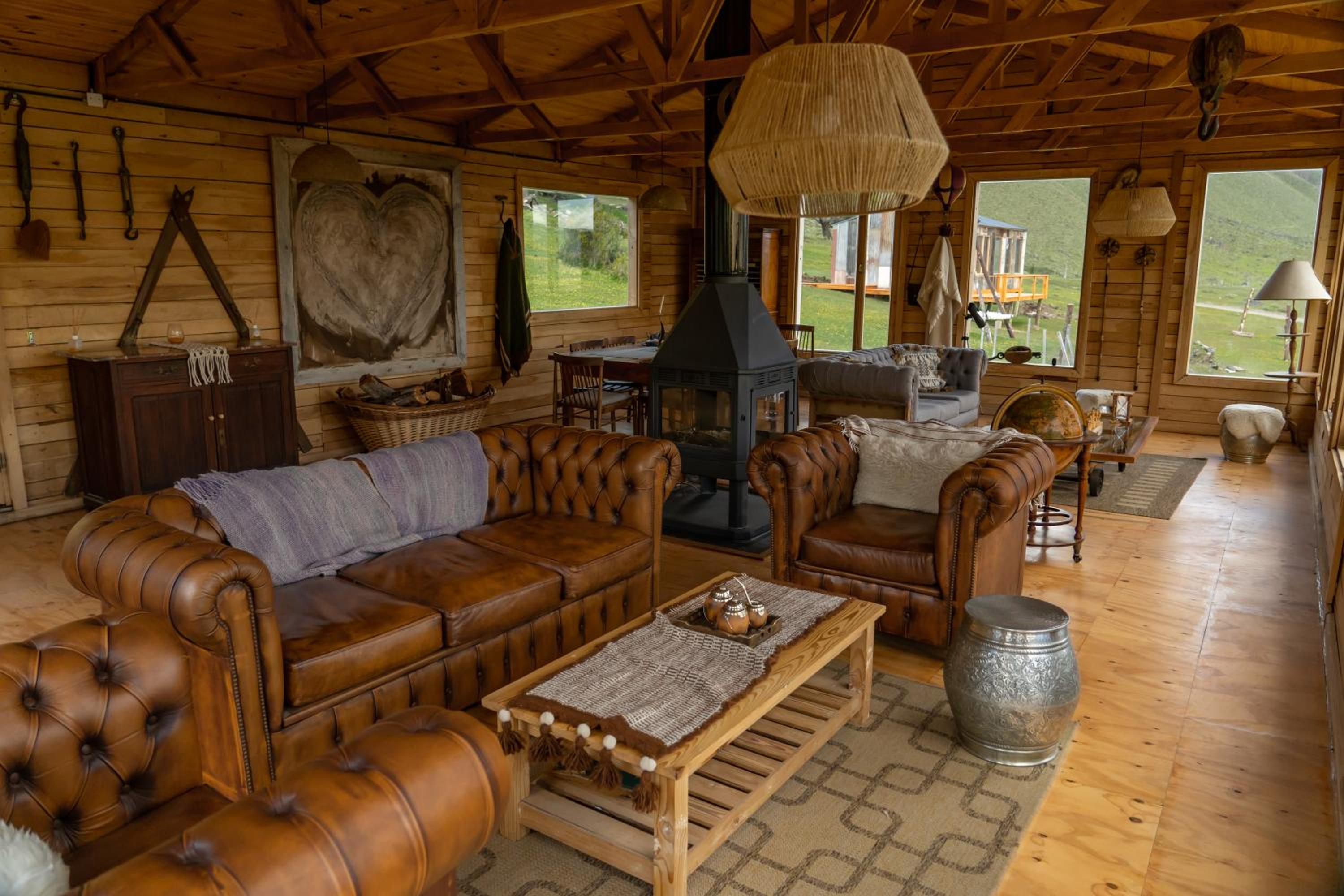 Estancia Bonanza Patagonian Lodge Experience