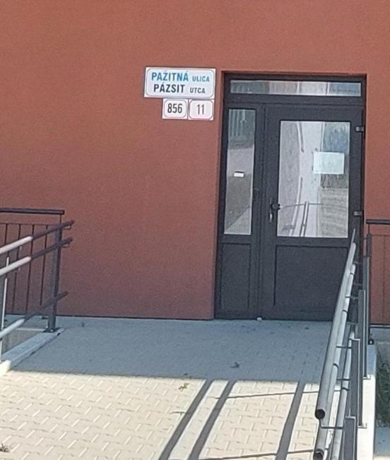 Laura Apartman & private parking
