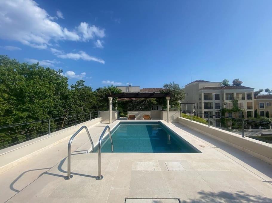 Zeta 108 Porto Montenegro Tivat photo 2