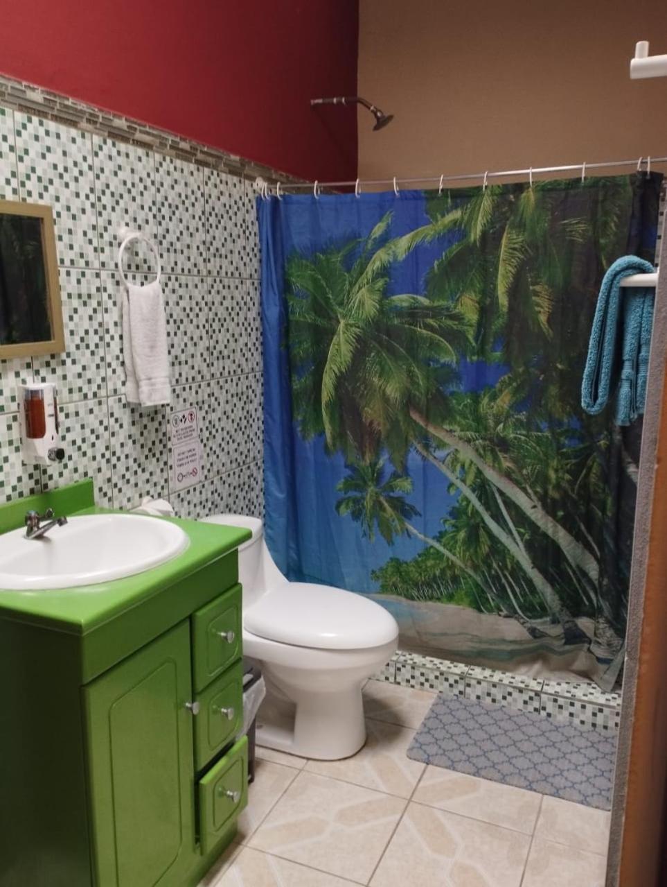 Cabinas Hukats Secret Jungle view 4