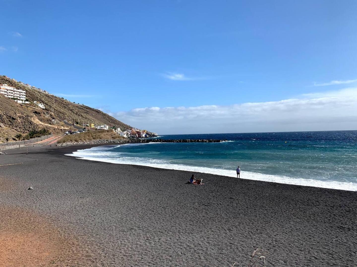 Radazul Beachfront apartment