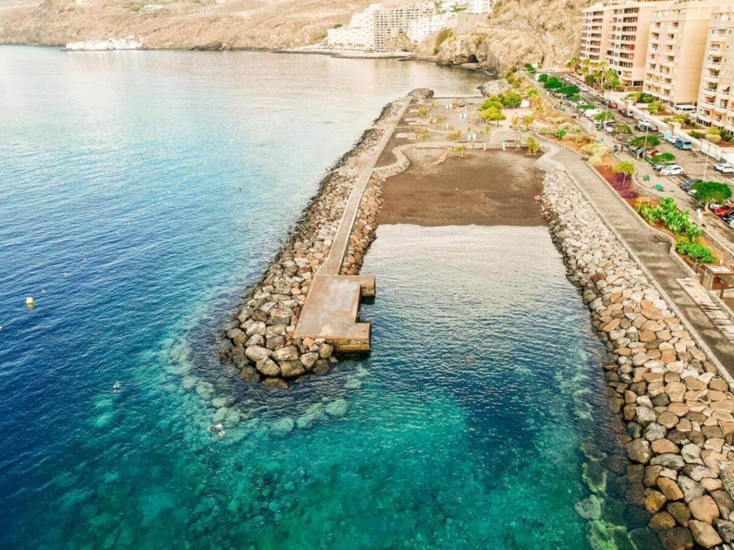 Radazul Beachfront apartment