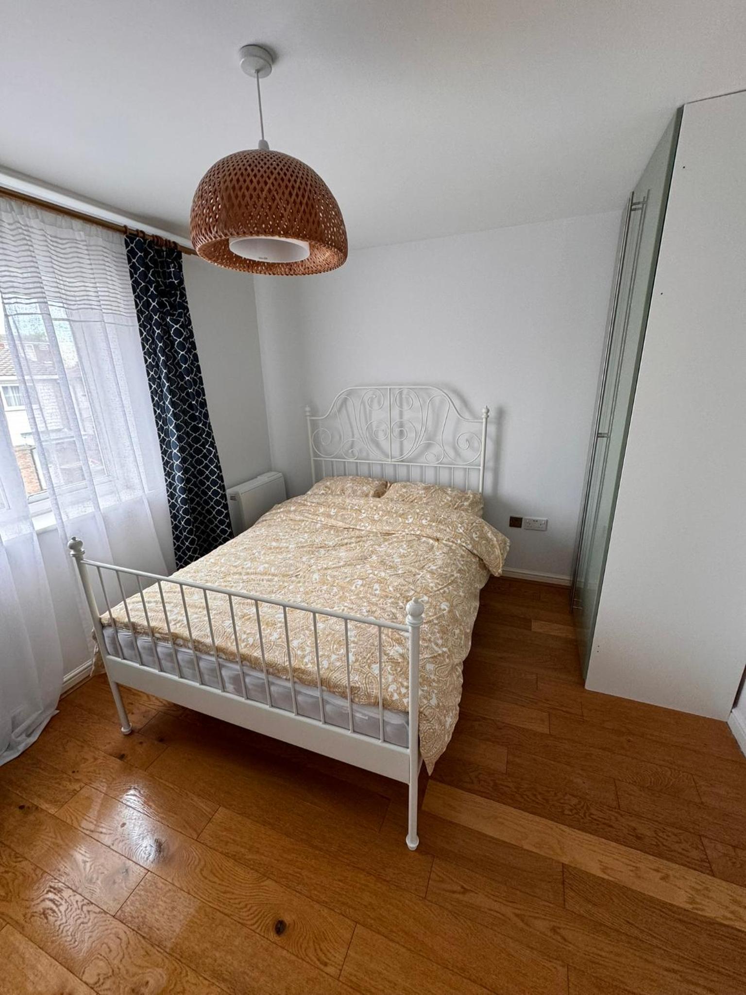 2-Bedroom Flat Walking Distance to ExCeL London - Perfect Location!