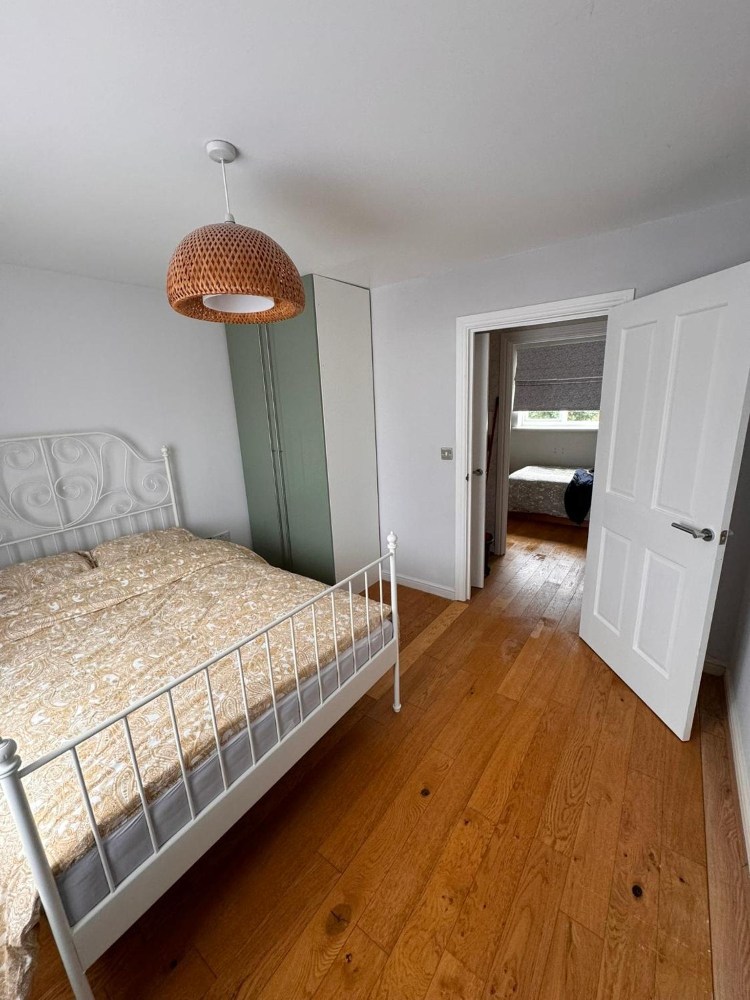 2-Bedroom Flat Walking Distance to ExCeL London - Perfect Location!