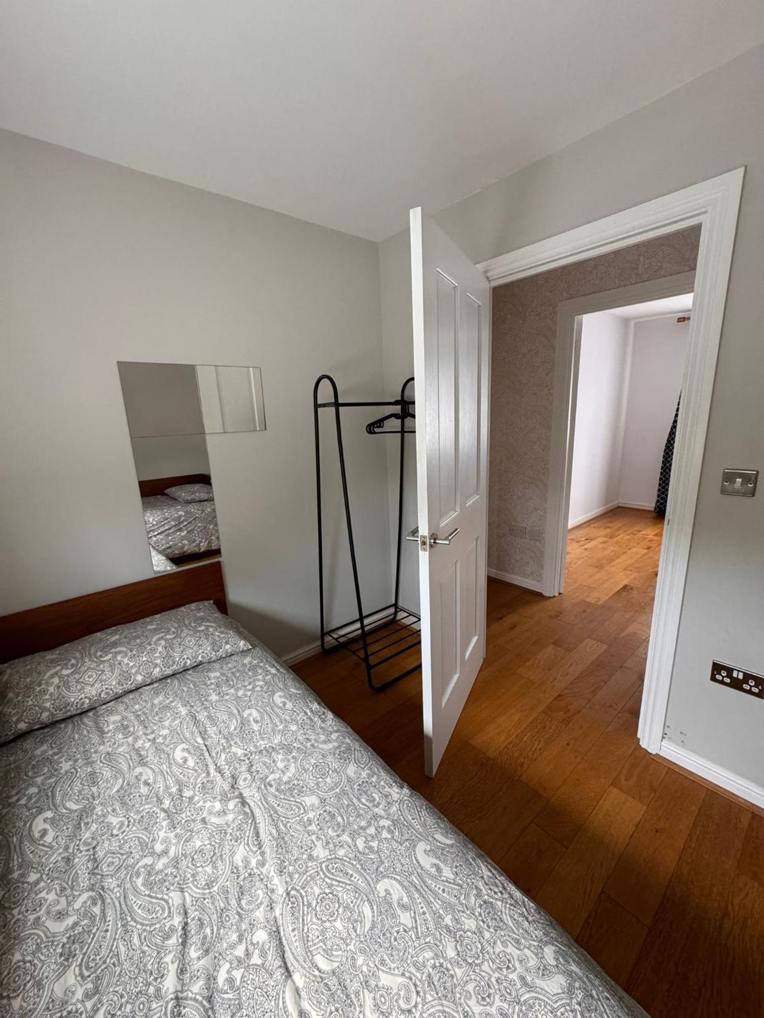 2-Bedroom Flat Walking Distance to ExCeL London - Perfect Location!