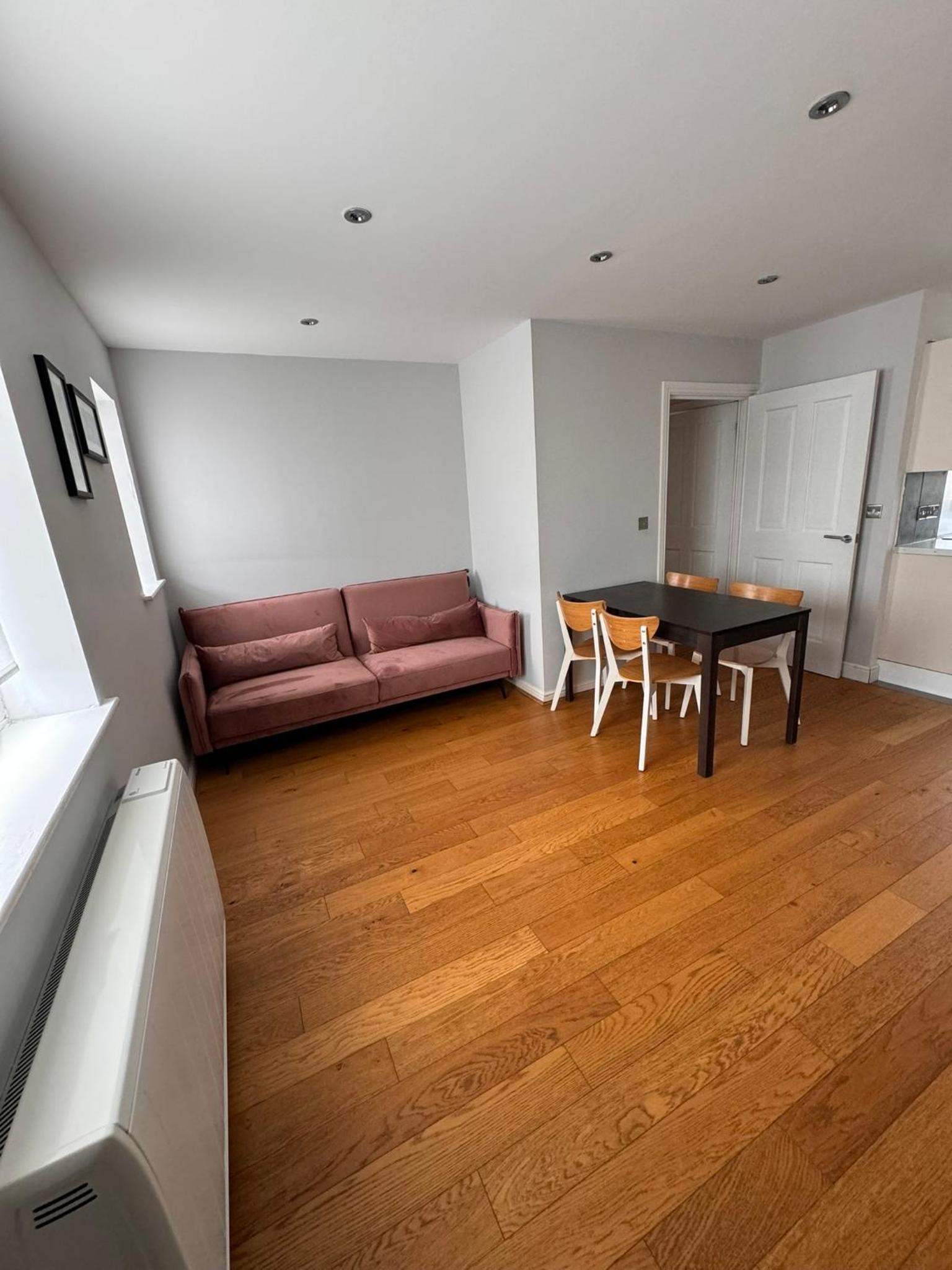 2-Bedroom Flat Walking Distance to ExCeL London - Perfect Location!