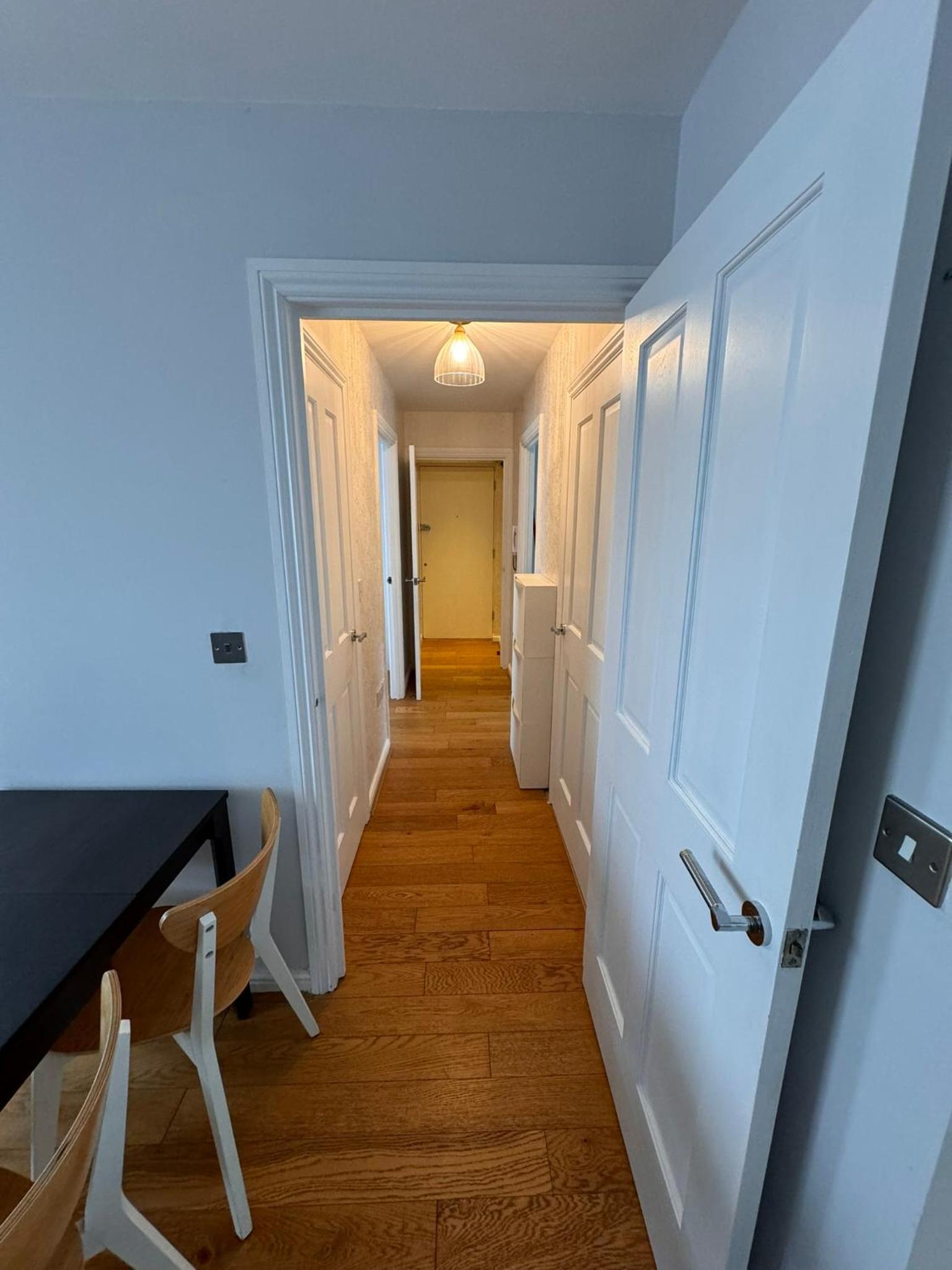 2-Bedroom Flat Walking Distance to ExCeL London - Perfect Location!