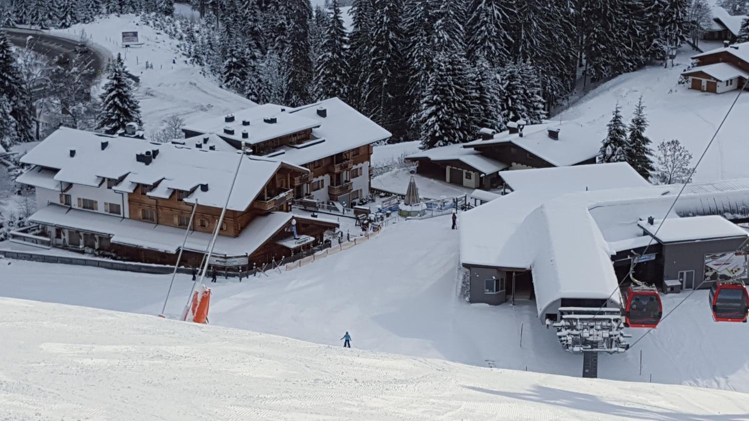 Panorama Chalets am Pass Thurn
