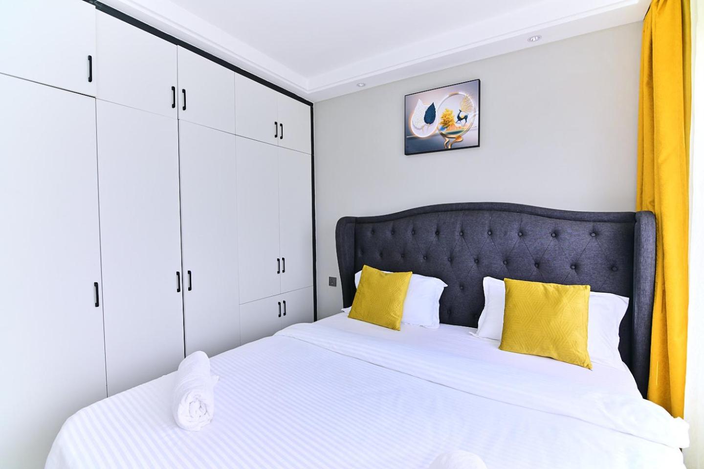 Alina Ridge Apartment