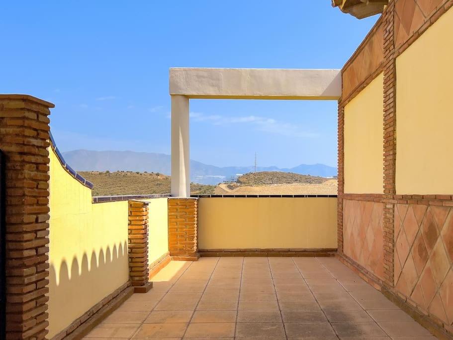 Ático con jacuzzi y vistas al mar