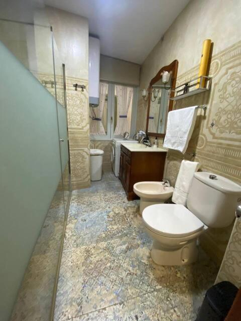 Alma de Málaga 2BR Stay with Art History & Comfort in the Heart of the City