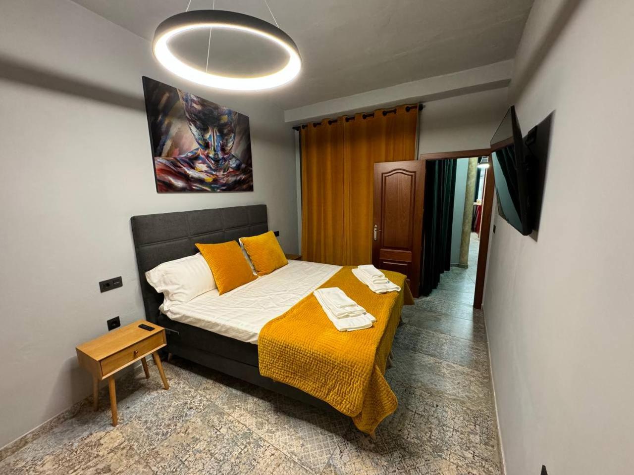 Alma de Málaga 2BR Stay with Art History & Comfort in the Heart of the City