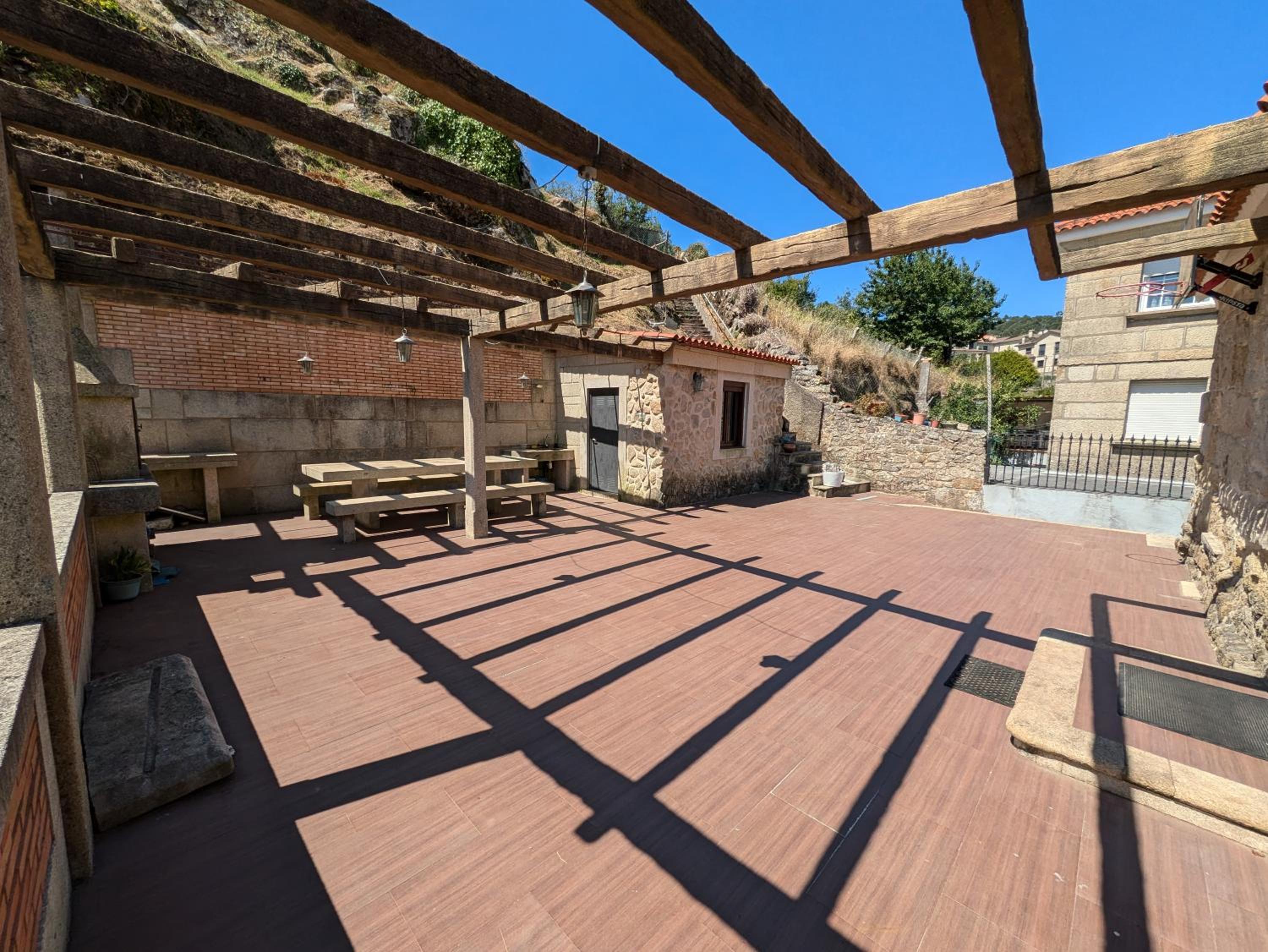 Villa sea views with park in front of the beach photo 2
