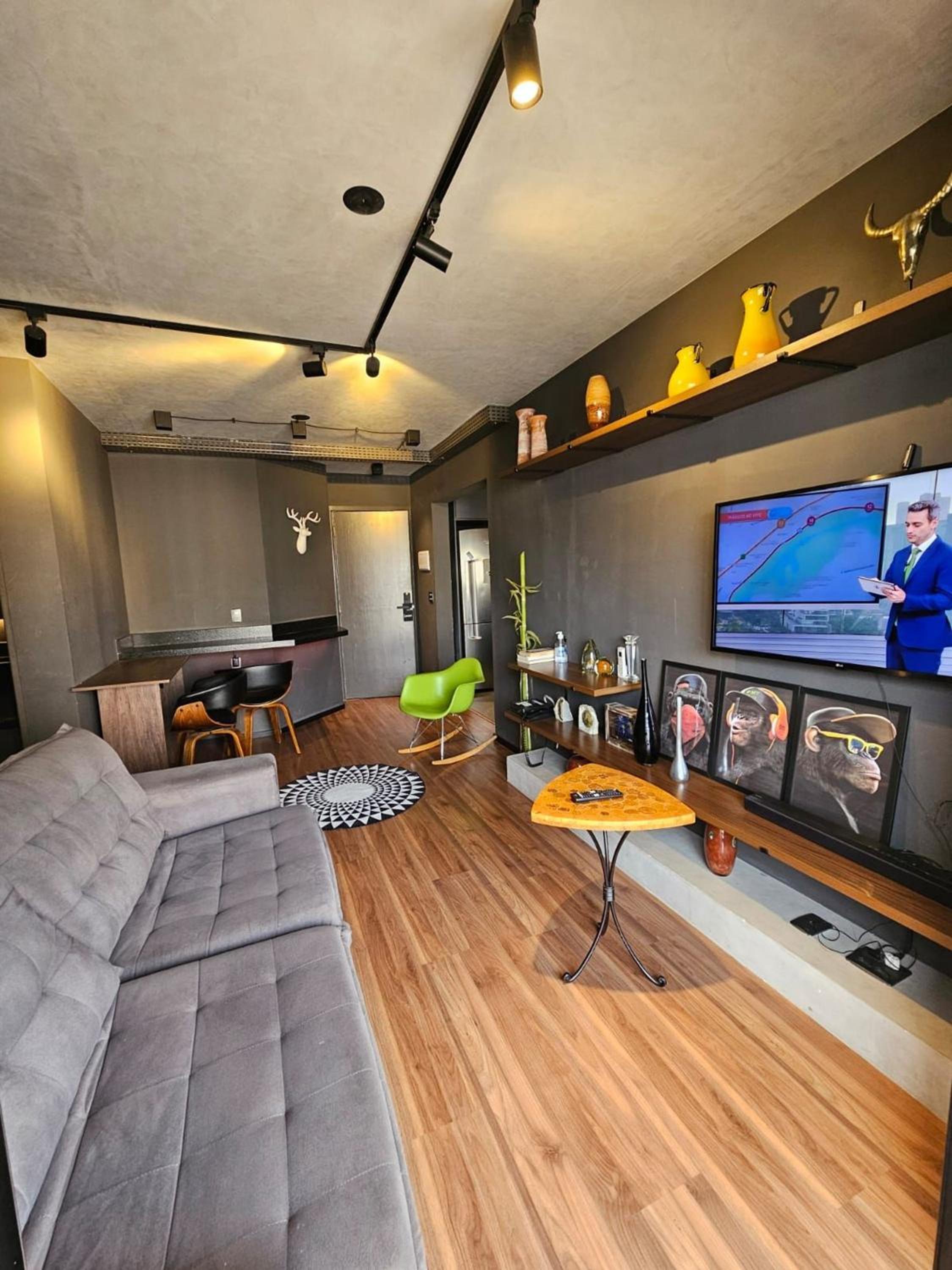 Flat Hotel Proximo metro Moema SP uh76