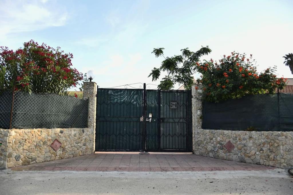 Arenella Beach Villa