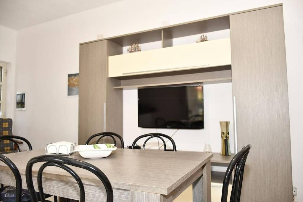 Arenella Beach Villa