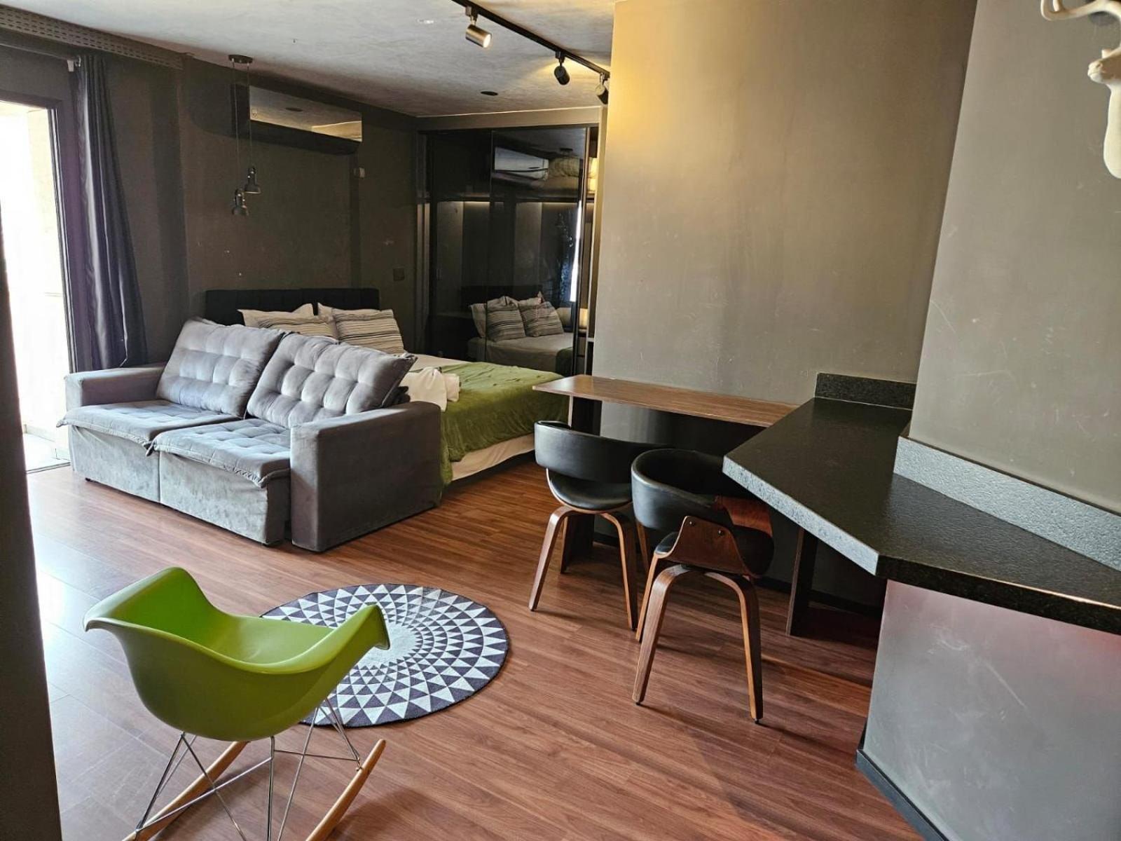 Flat Hotel Proximo metro Moema SP uh76