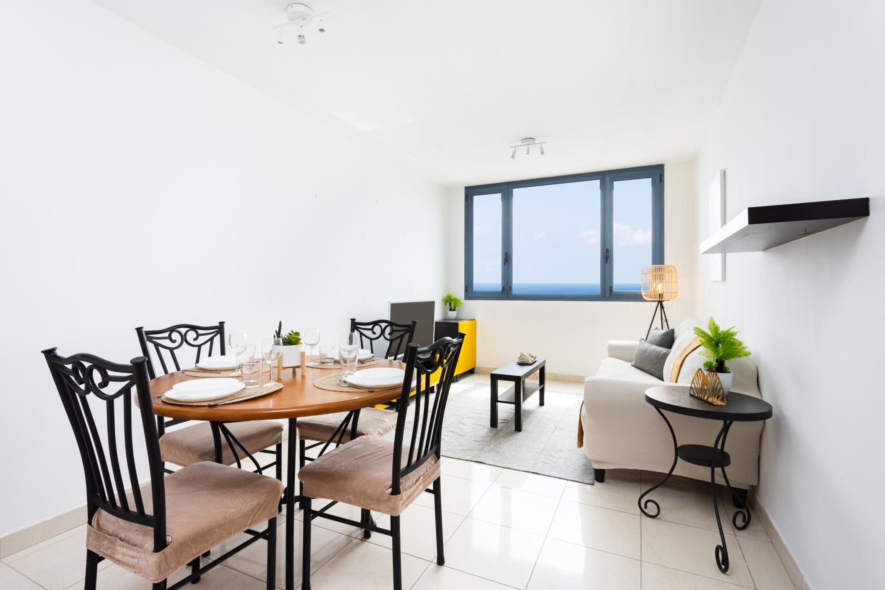 EDEN RENTALS Skyline Ocean View