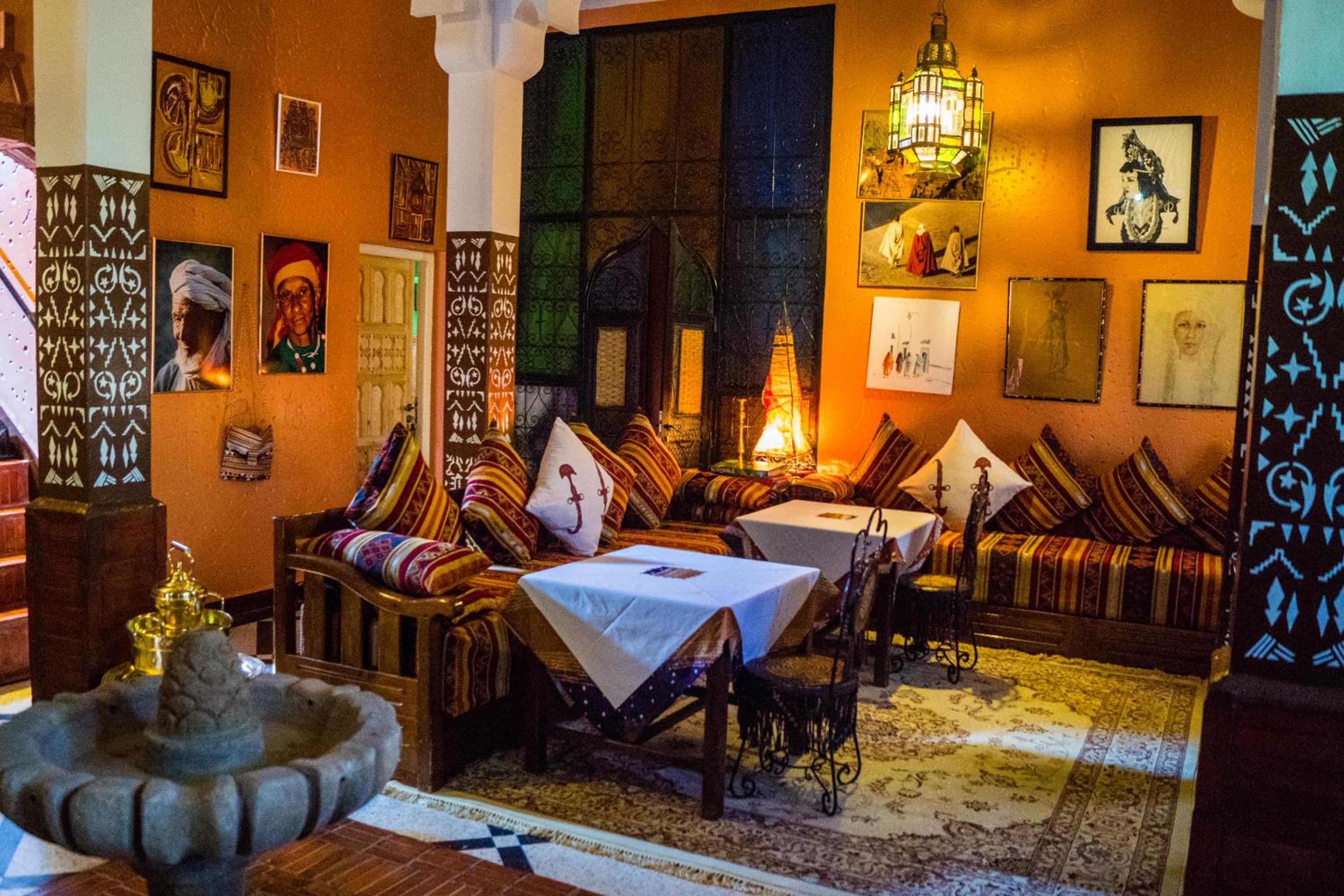 lounge