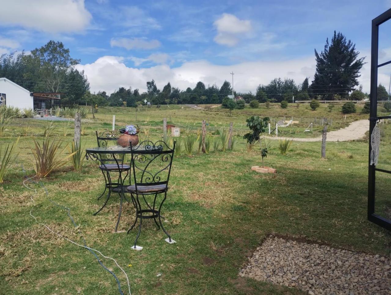 Amonita cabaña, vía Tunja Paipa