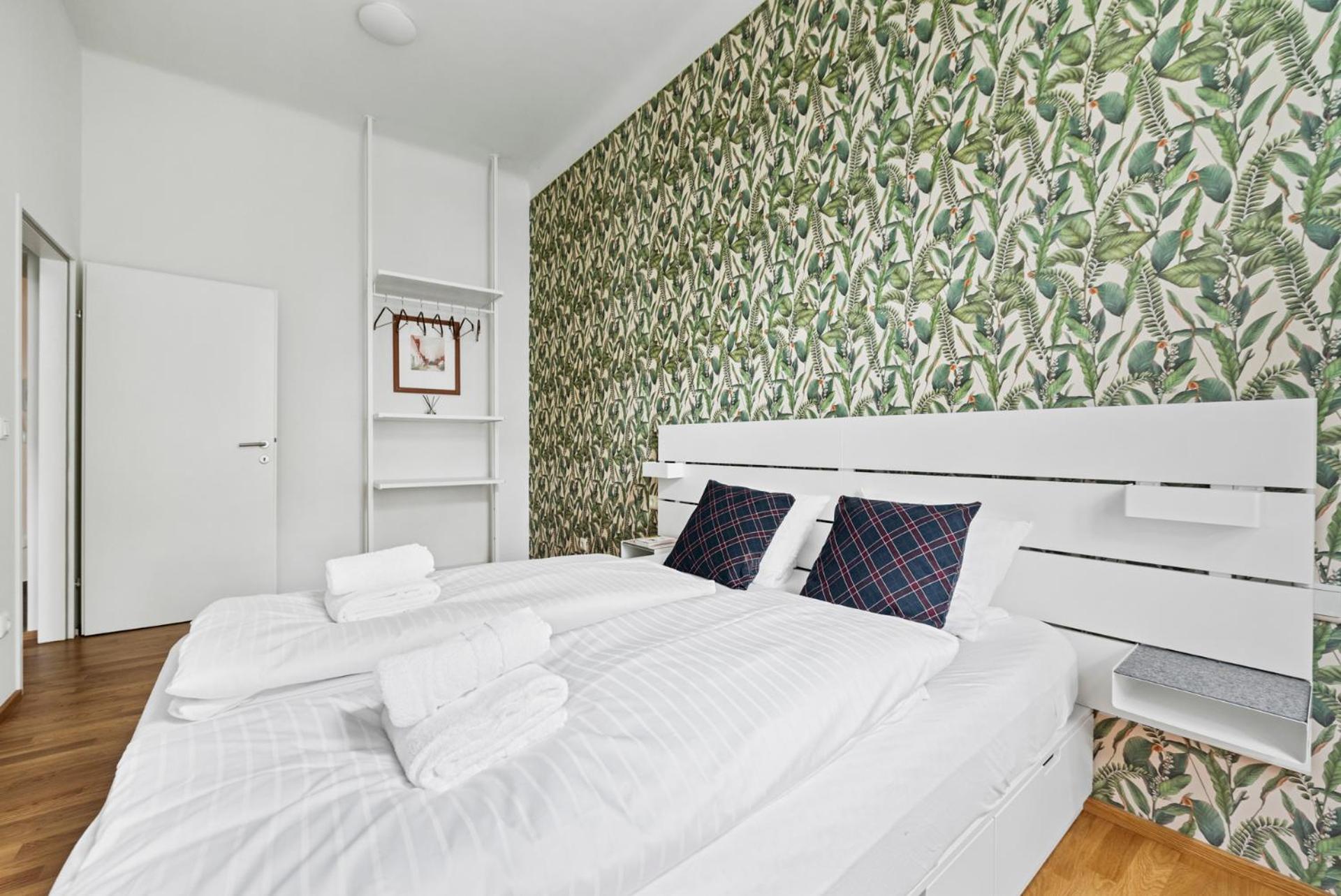 Cozy, generous City Apartment - 10 min to city-centre - Contactless 24h Check-In