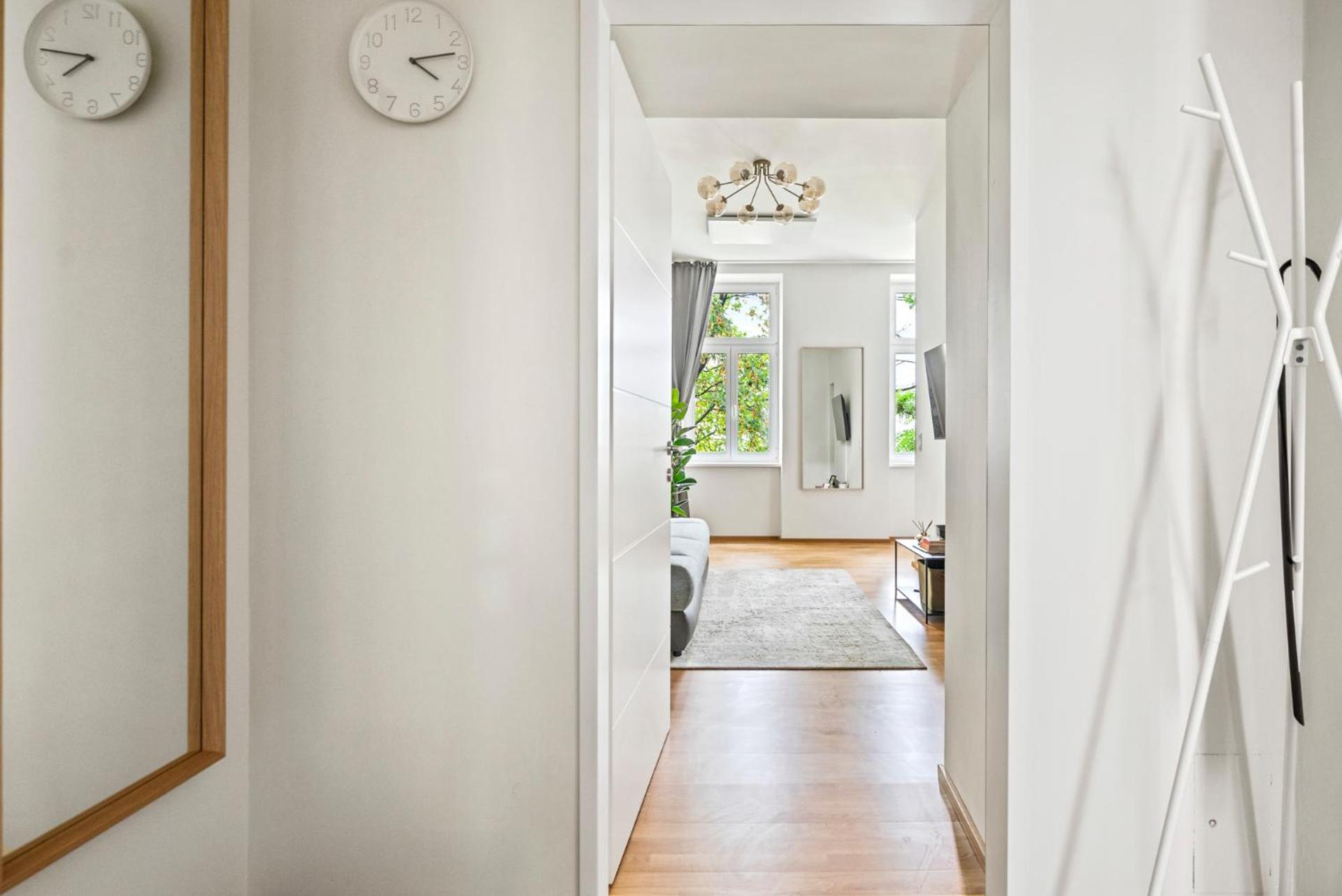 Cozy, generous City Apartment - 10 min to city-centre - Contactless 24h Check-In