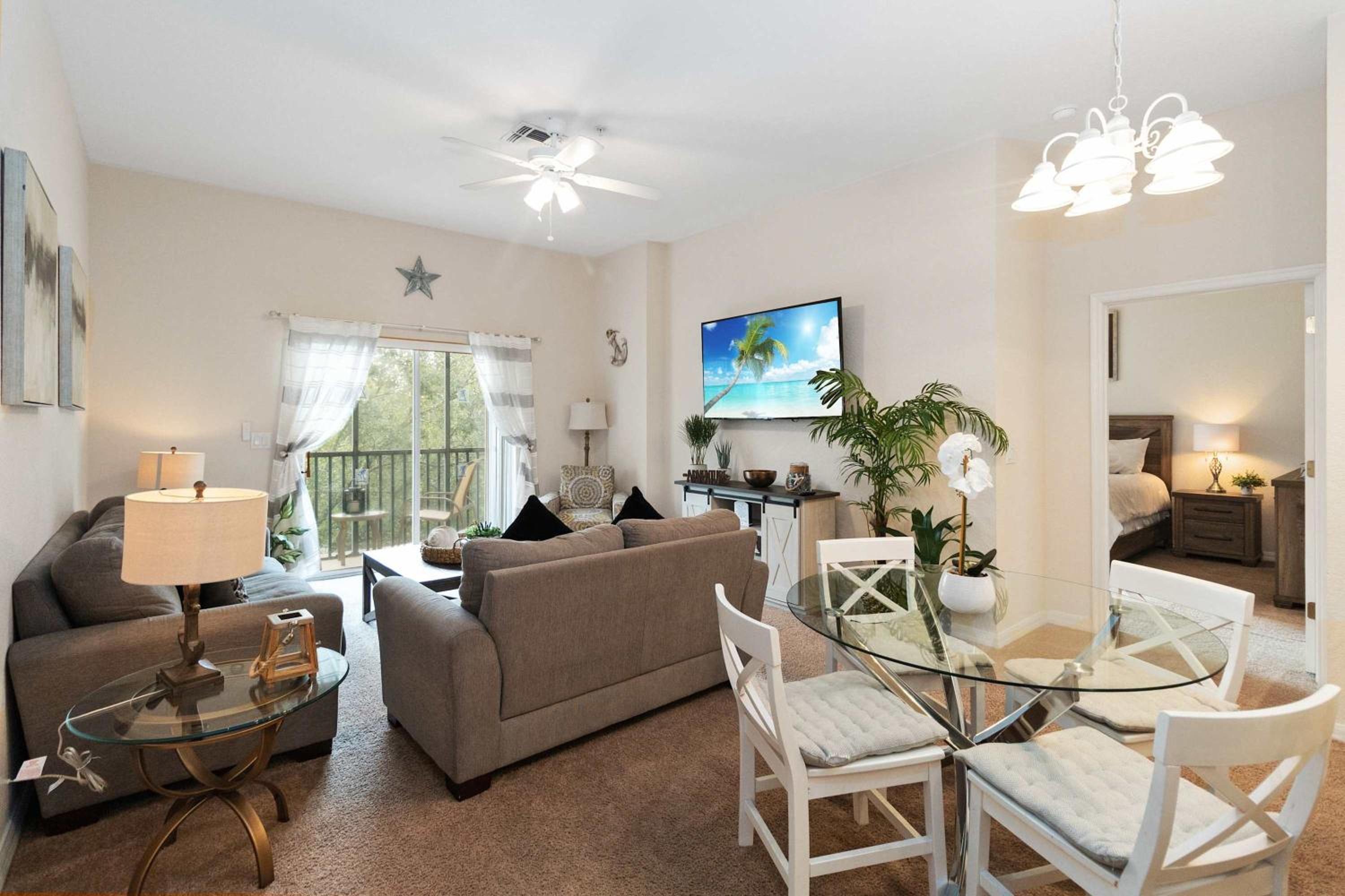 Third floor 3BR condo close to Disney view 5