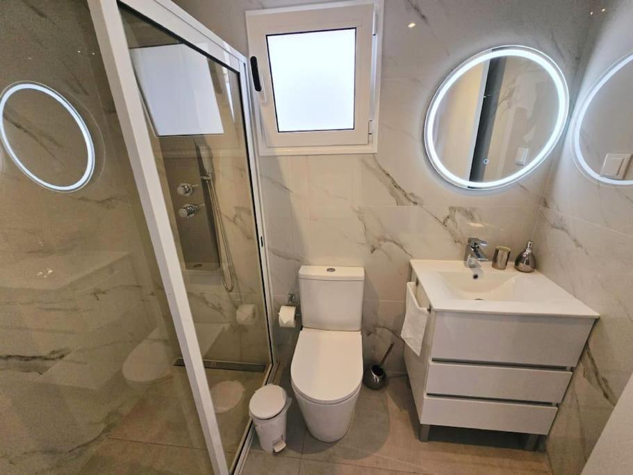 Brand new private modern apartment with Patio and Sea View view 3