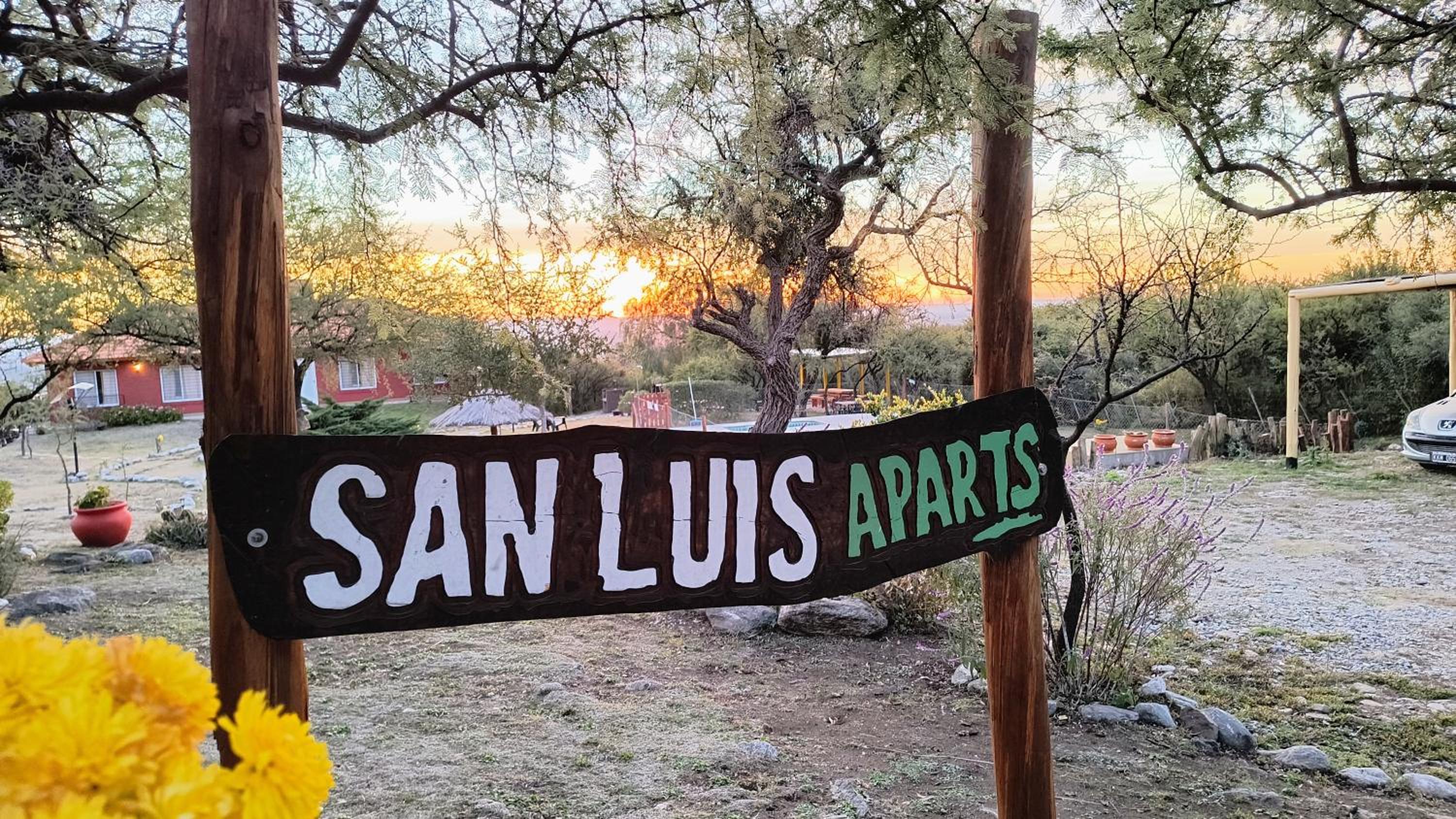 San Luis Aparts