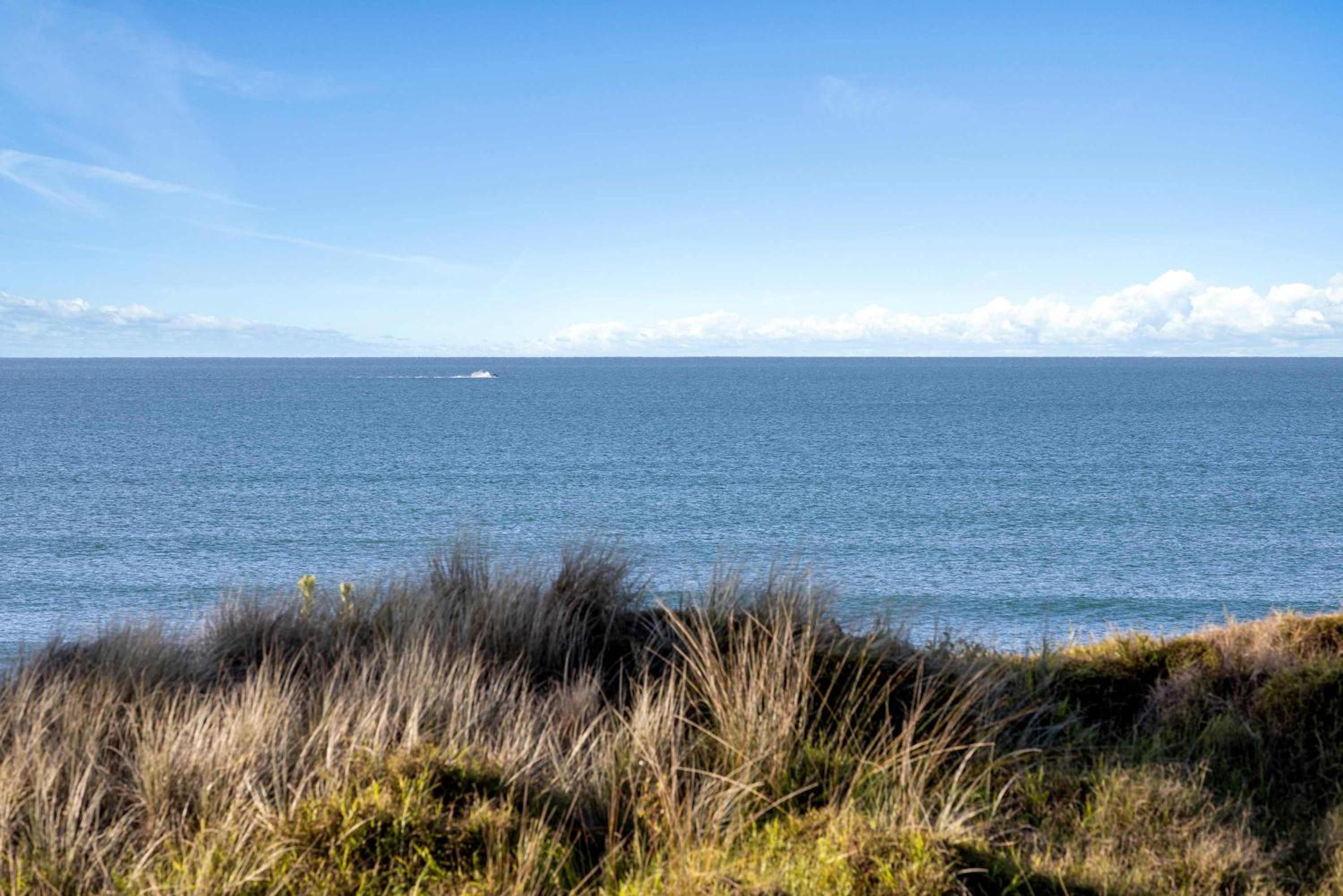 Beachfront Retreat view 3