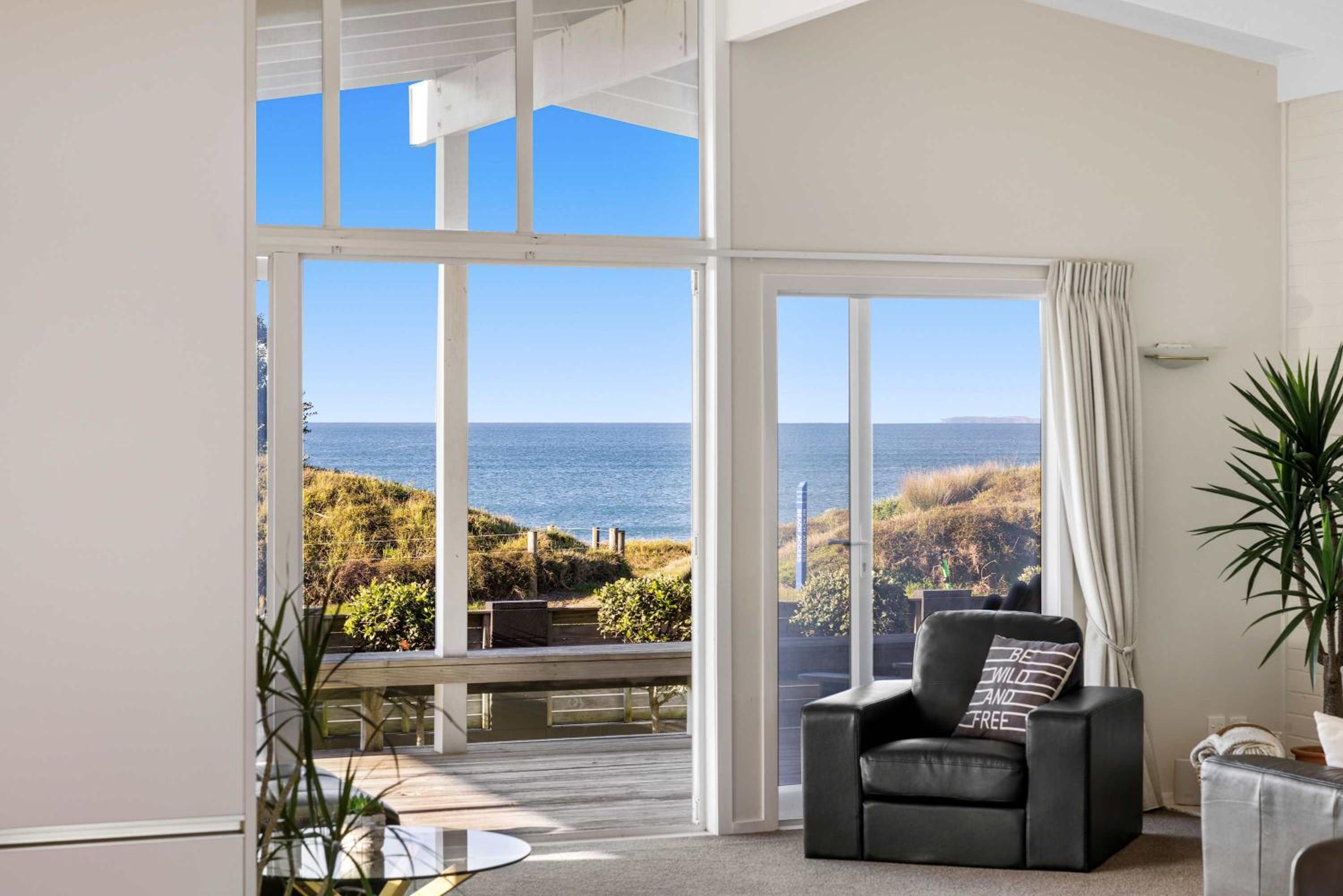 Beachfront Retreat view 4
