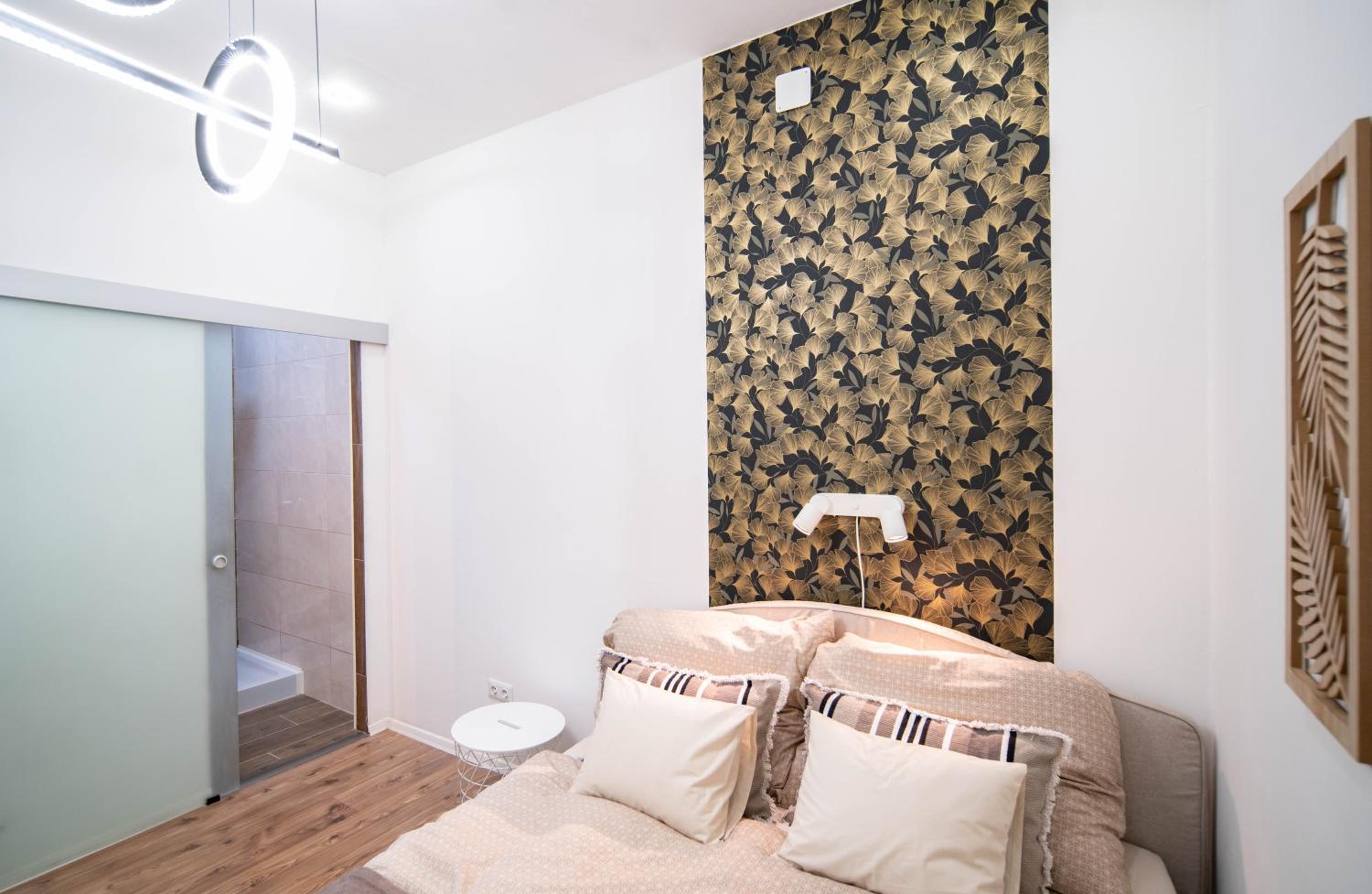 Romantic Studio in Downtown
