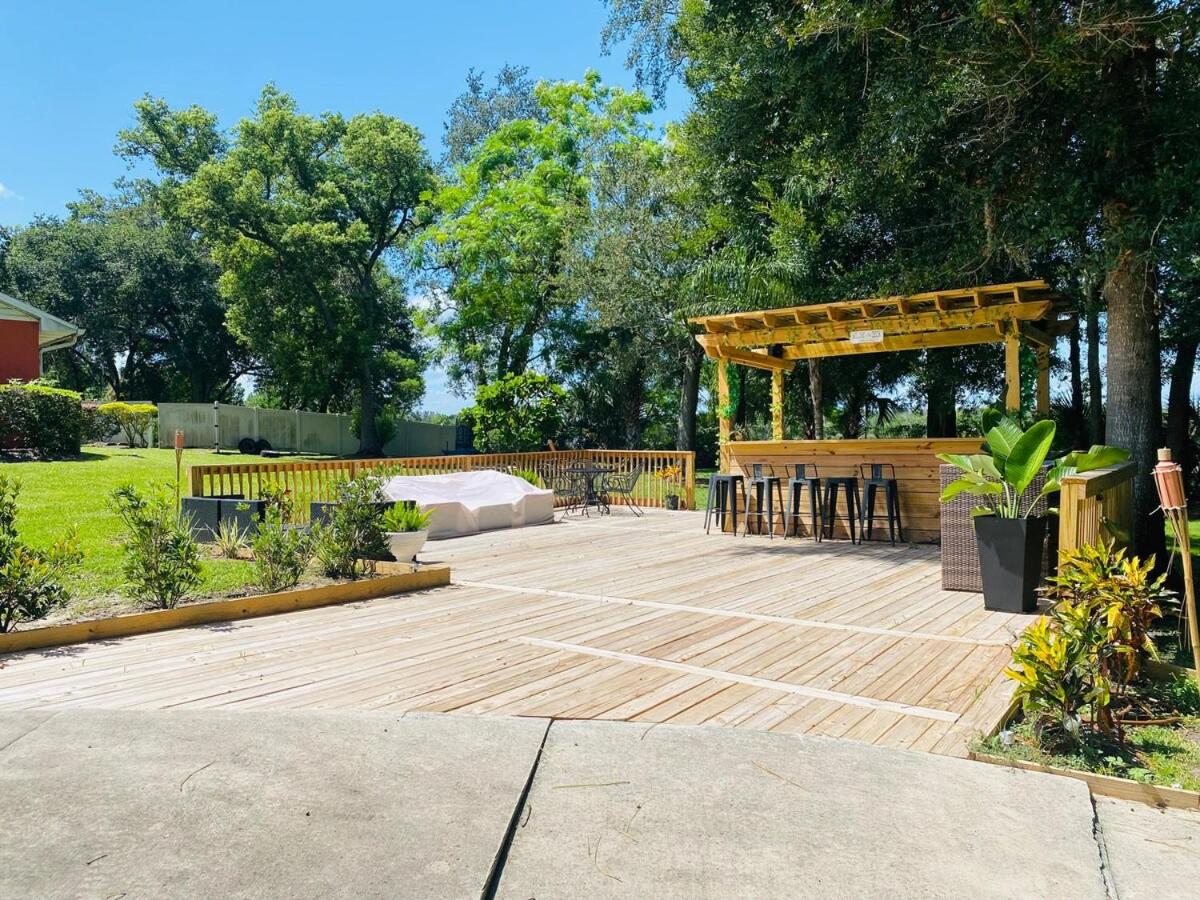 Banana Leaf Villa-Vintage Vibes- King Suite