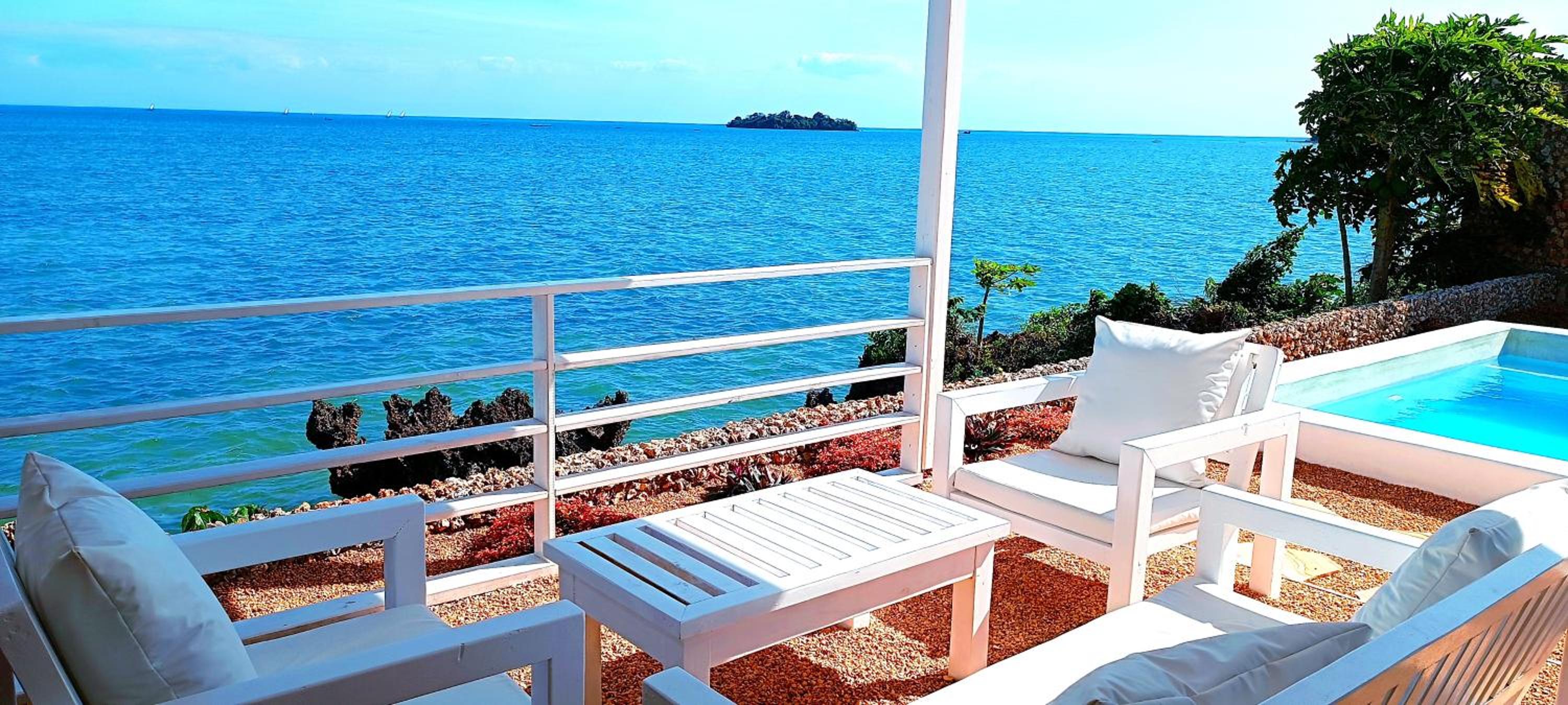Villa Azurina view 4