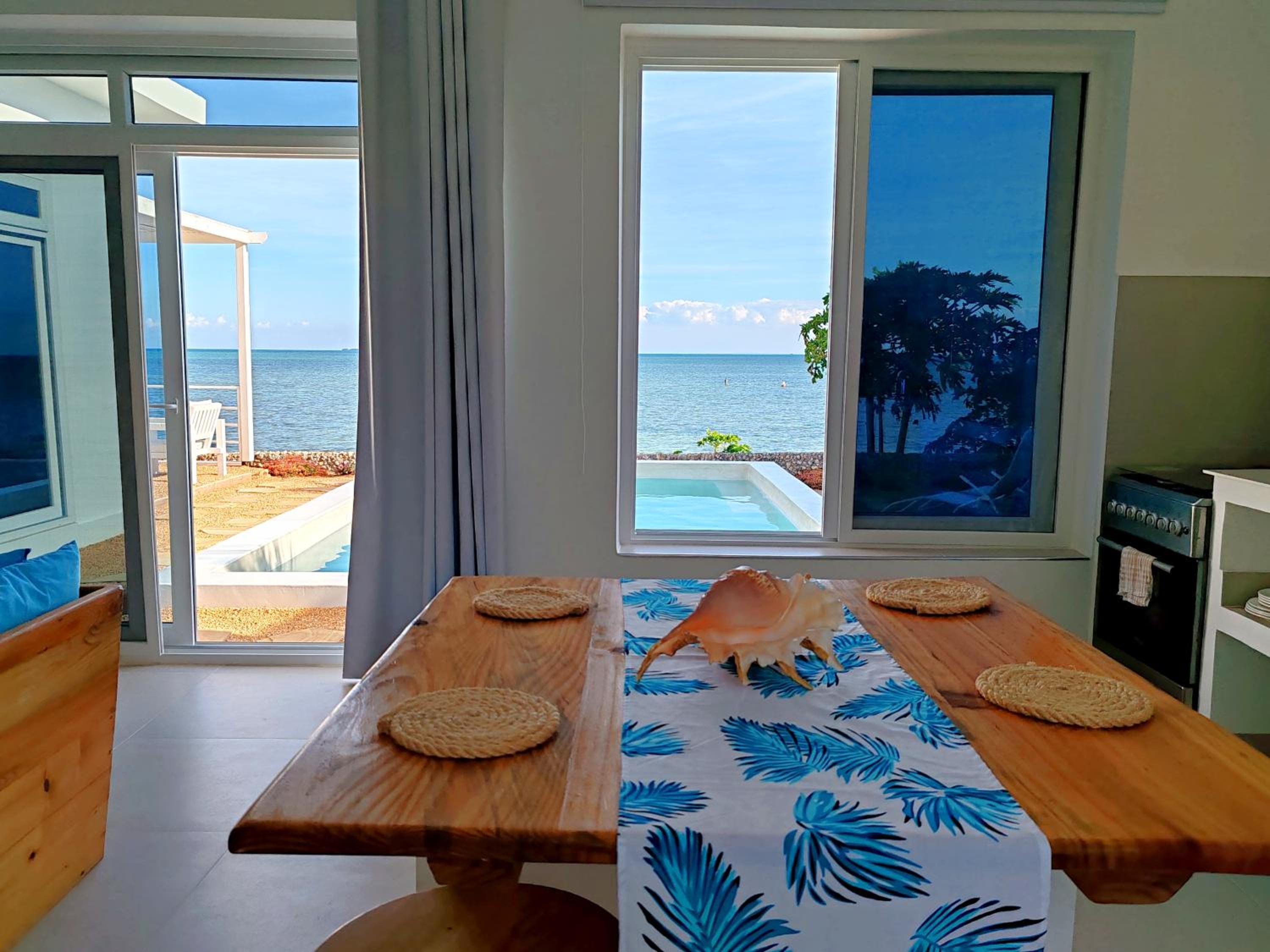 Villa Azurina view 5
