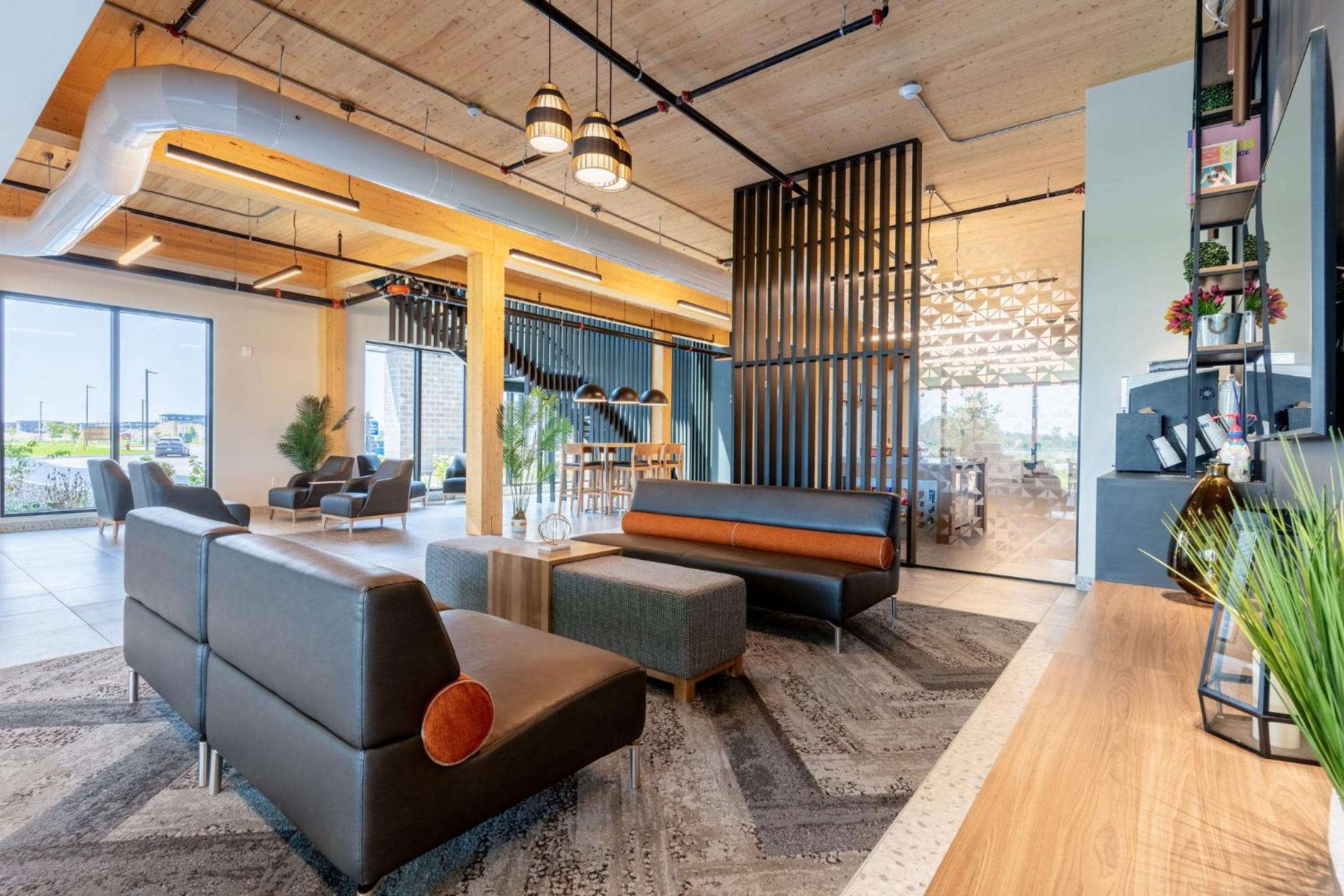 Trois-rivieres Vacations - Holiday Inn Express Suites - Trois Rivieres Ouest, an IHG Hotel - Property Image 13